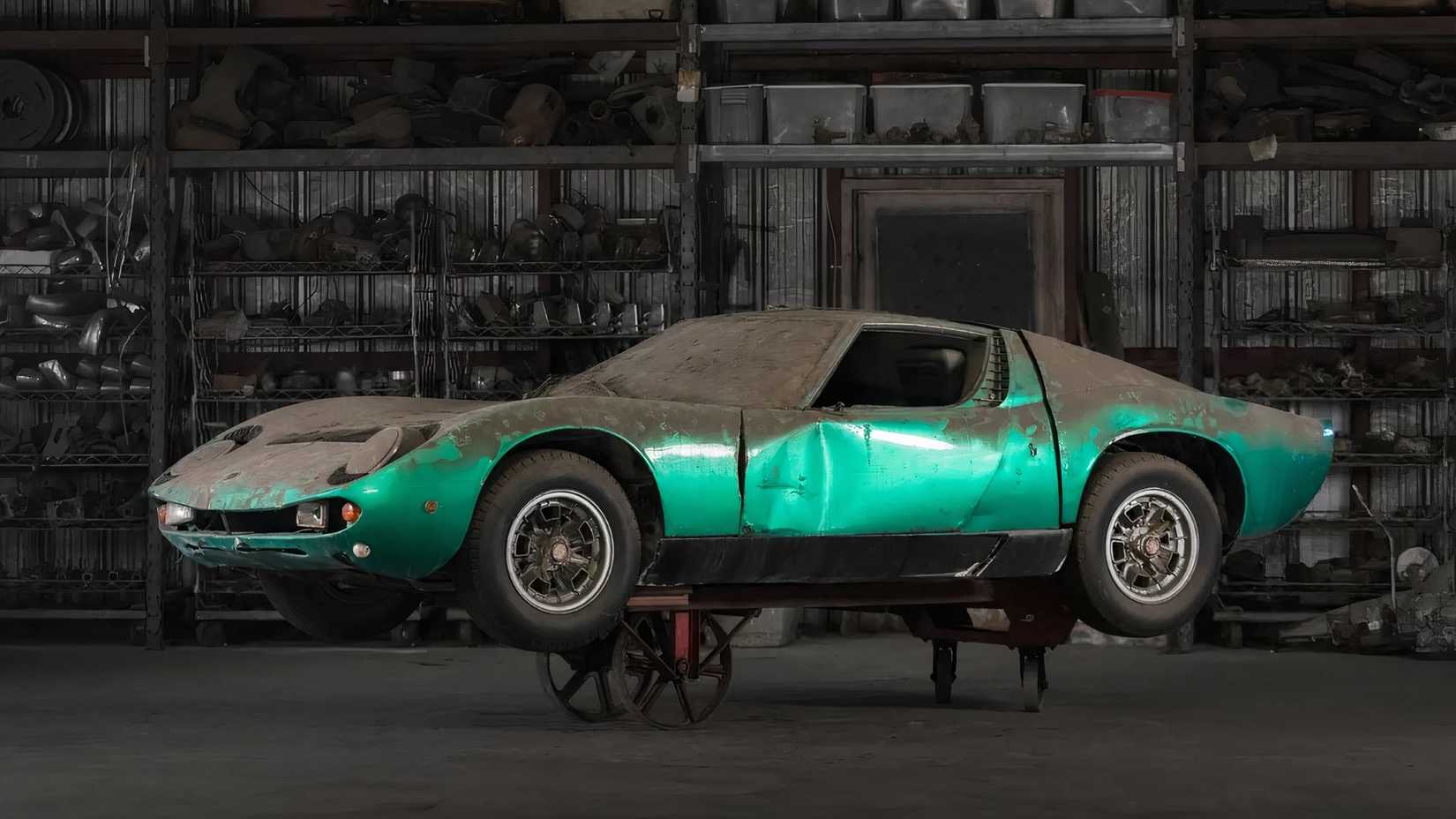 10 Most Insane Sports Cars People Found In Barns