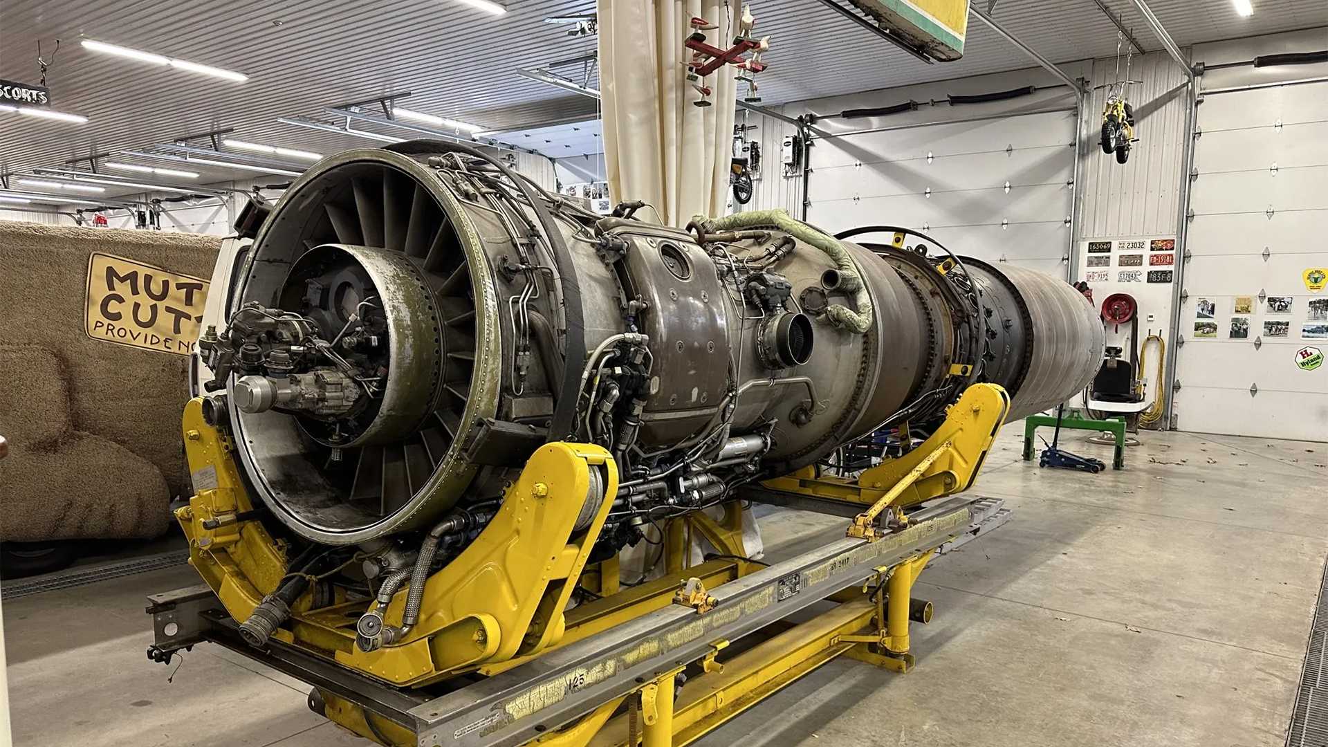 Used Jet Engine Buy This 5,200-Pound Jet Engine For Just $4,000