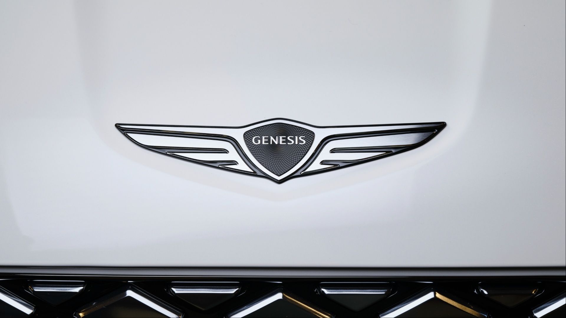 Genesis Polishes The 2026 GV70 And Electrified GV70 With Luxurious ...