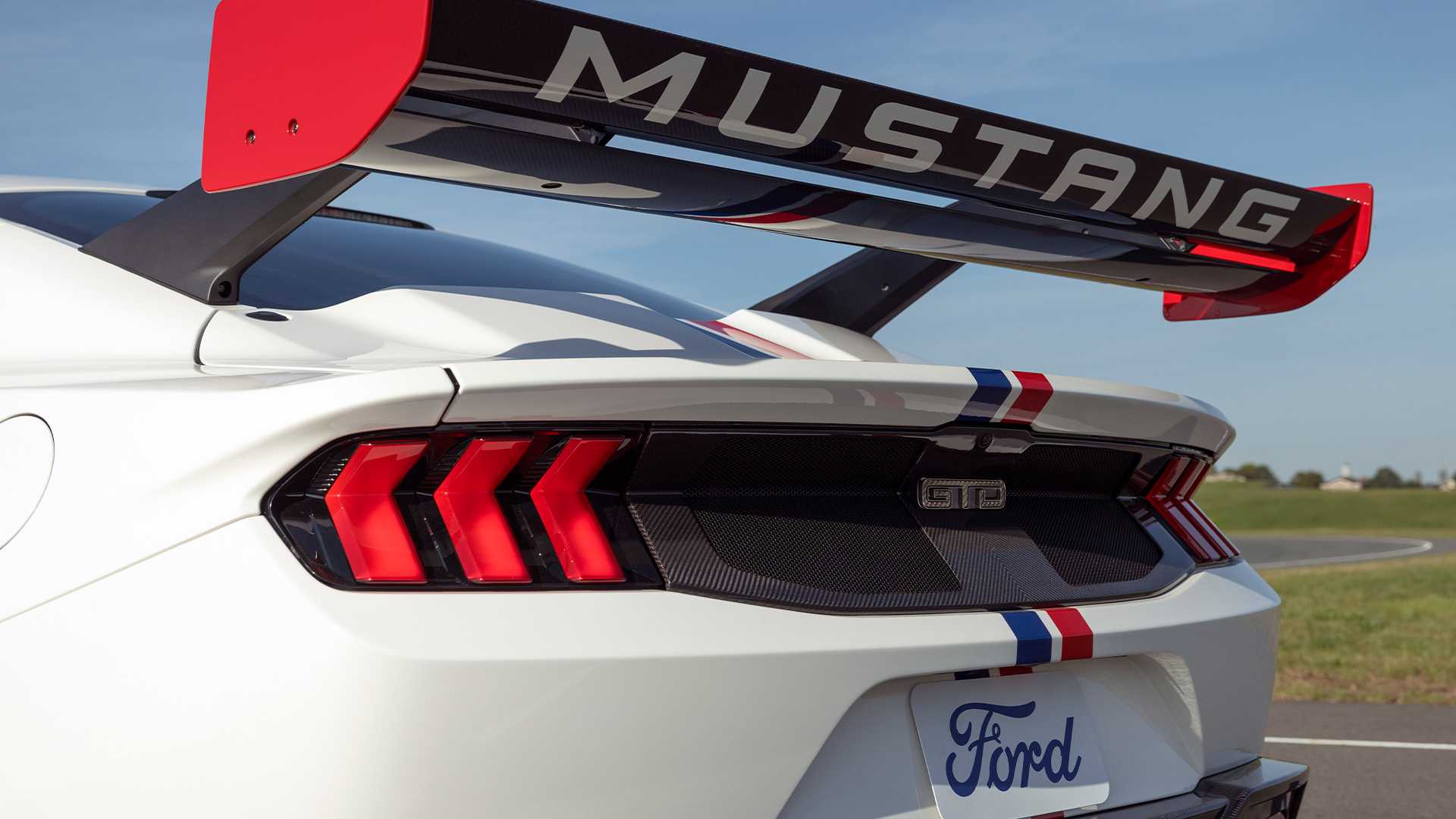 Ford Gtd Rear Ford Reveals Mustang GTD Spirit of America