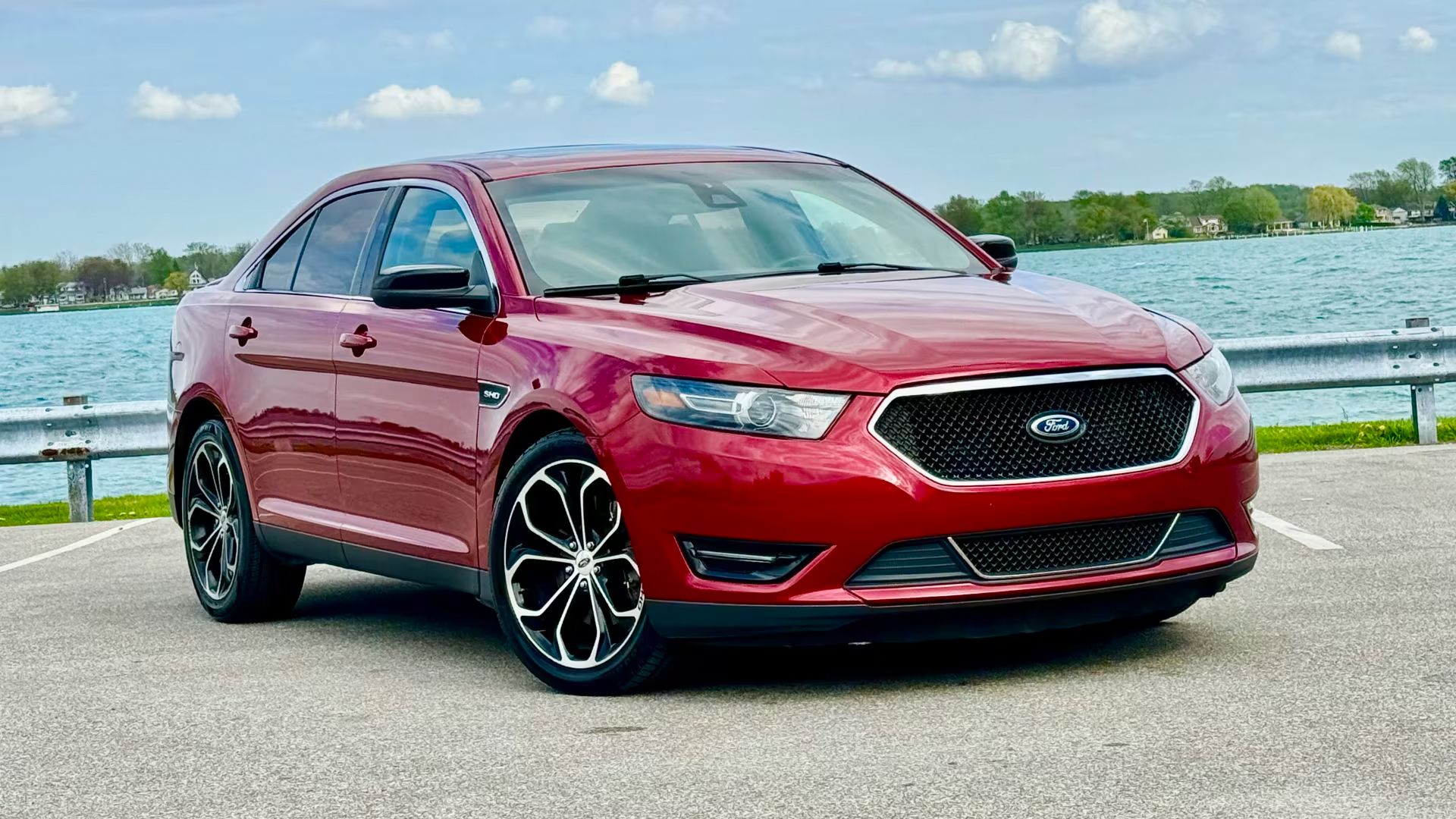 Ford Taurus SHO - 5