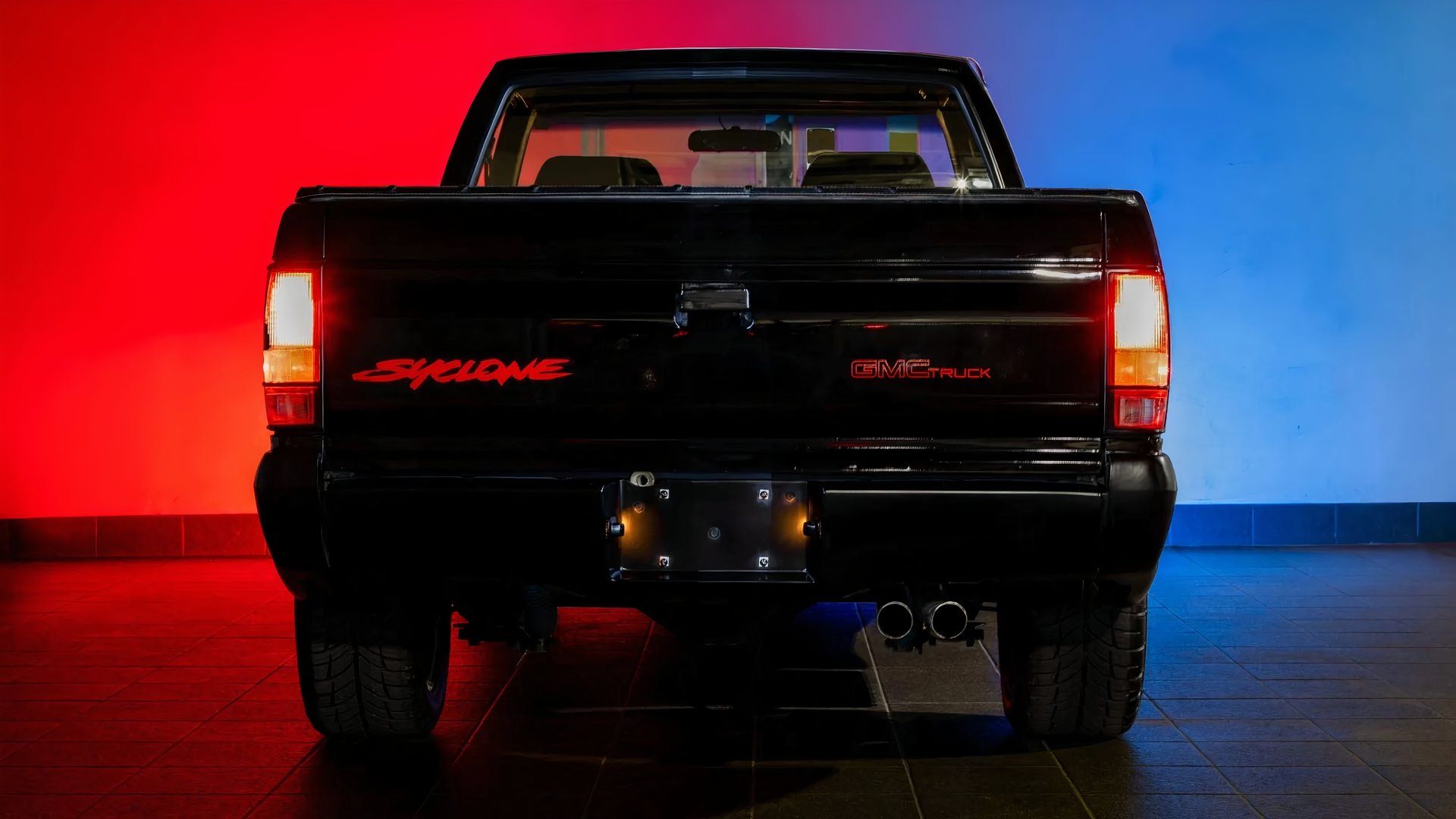 10 Fast Pickup Trucks That Are Secret Sleepers