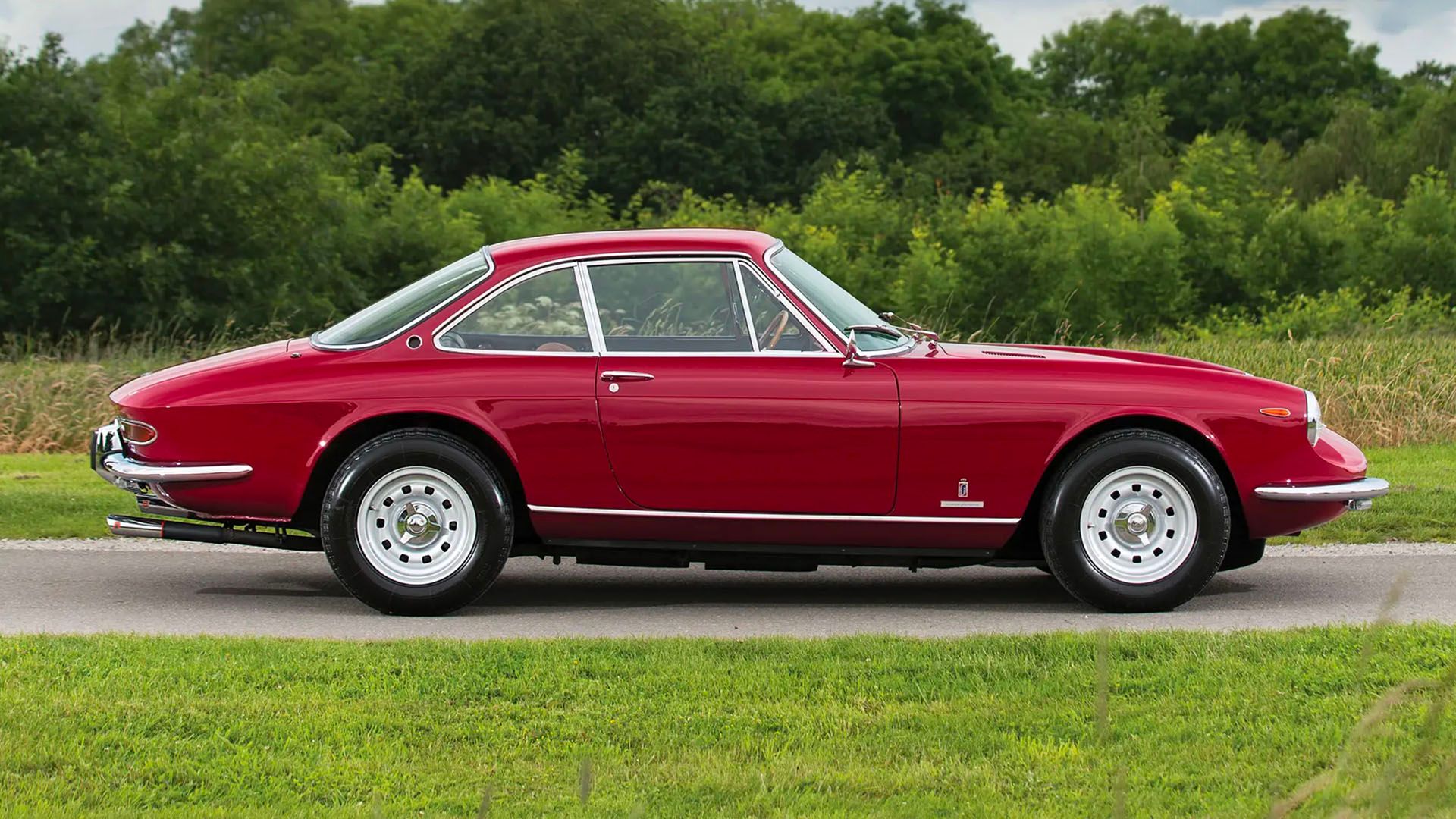 The Corvette That Was Faster Than A Ferrari In The '60s