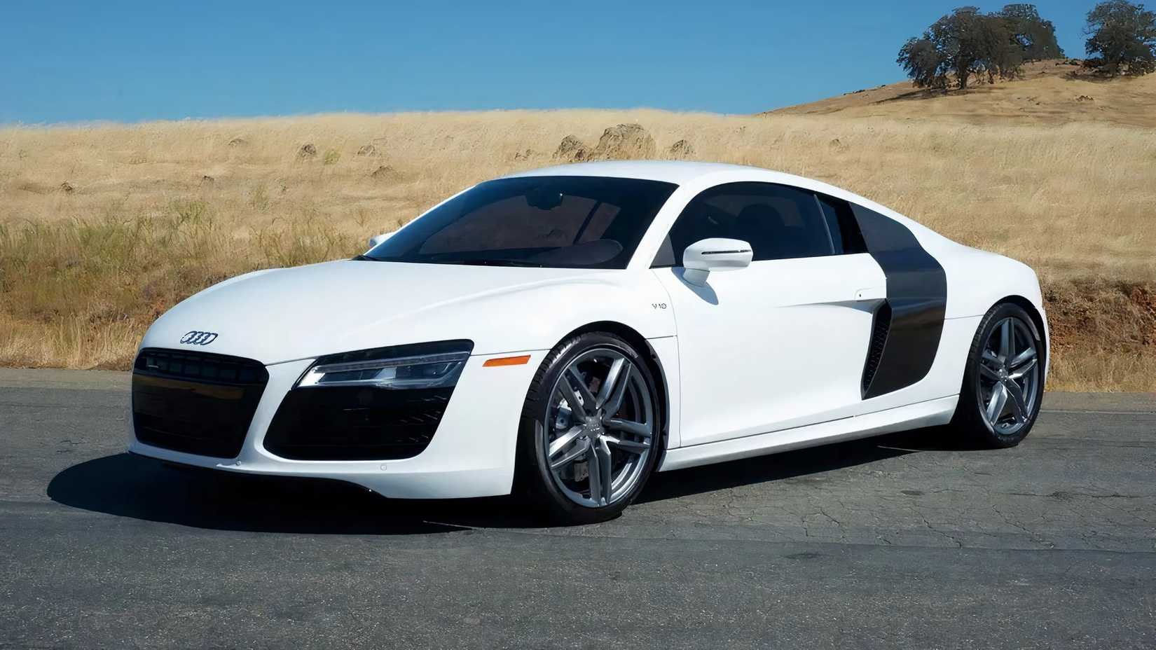 The Best Daily Driver Supercars