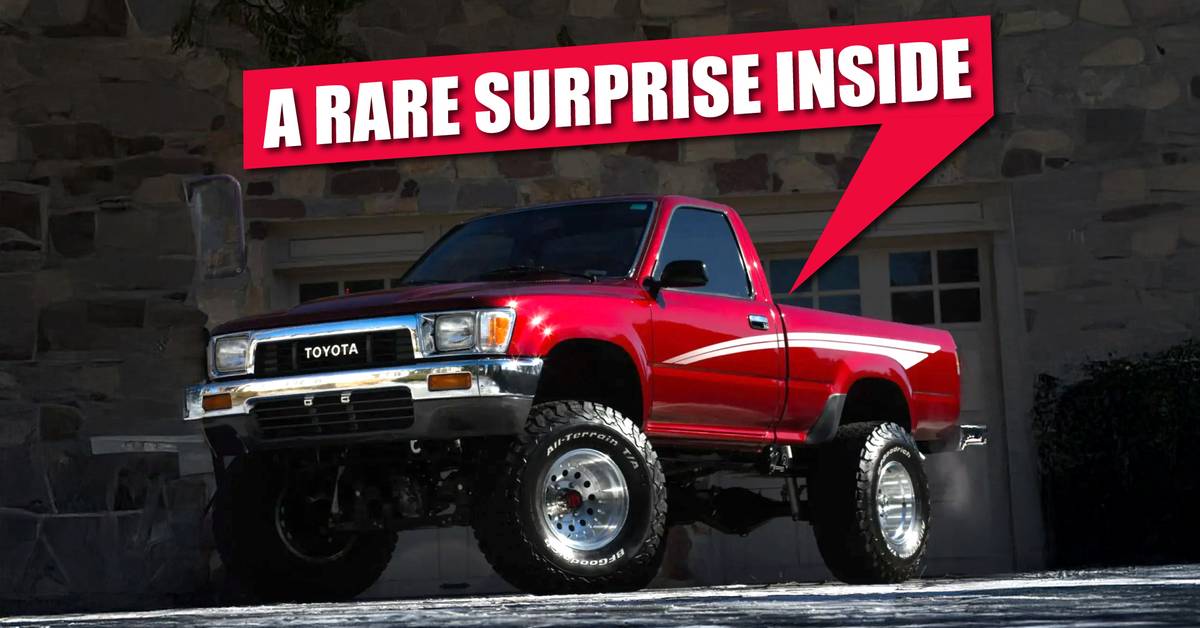 this-deluxe-toyota-pickup-has- 