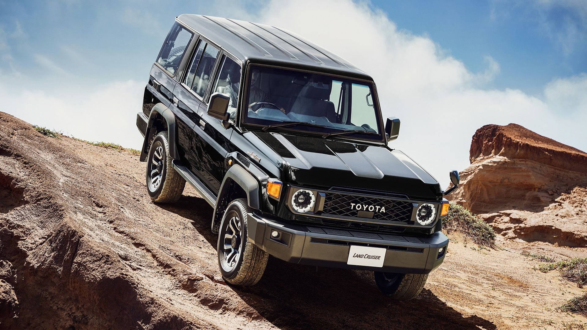 Toyota's Most Legendary SUV That Refuses To Die