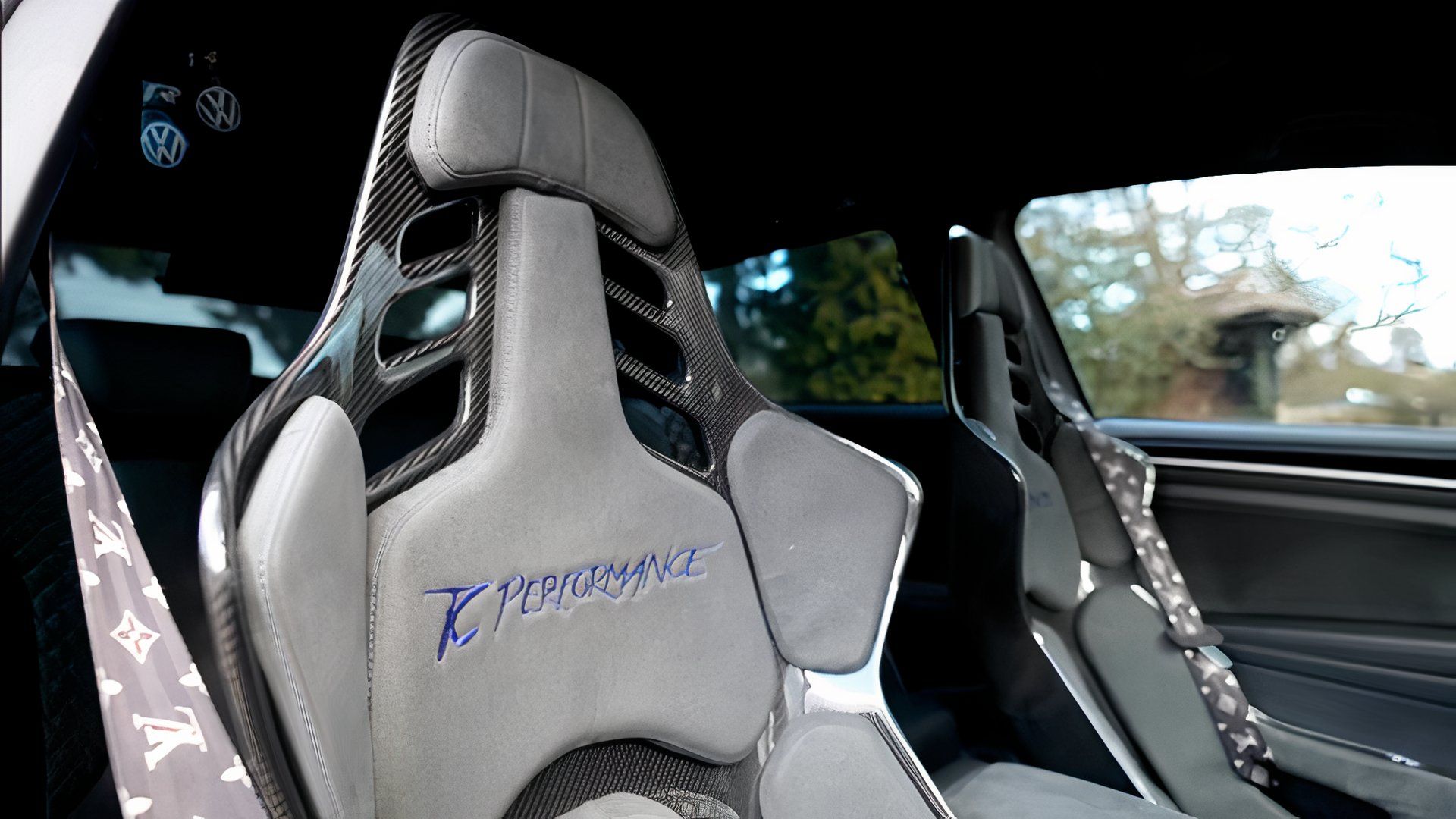 This Insane Golf R Build Hits 1,088 HP—And Still Gets Groceries