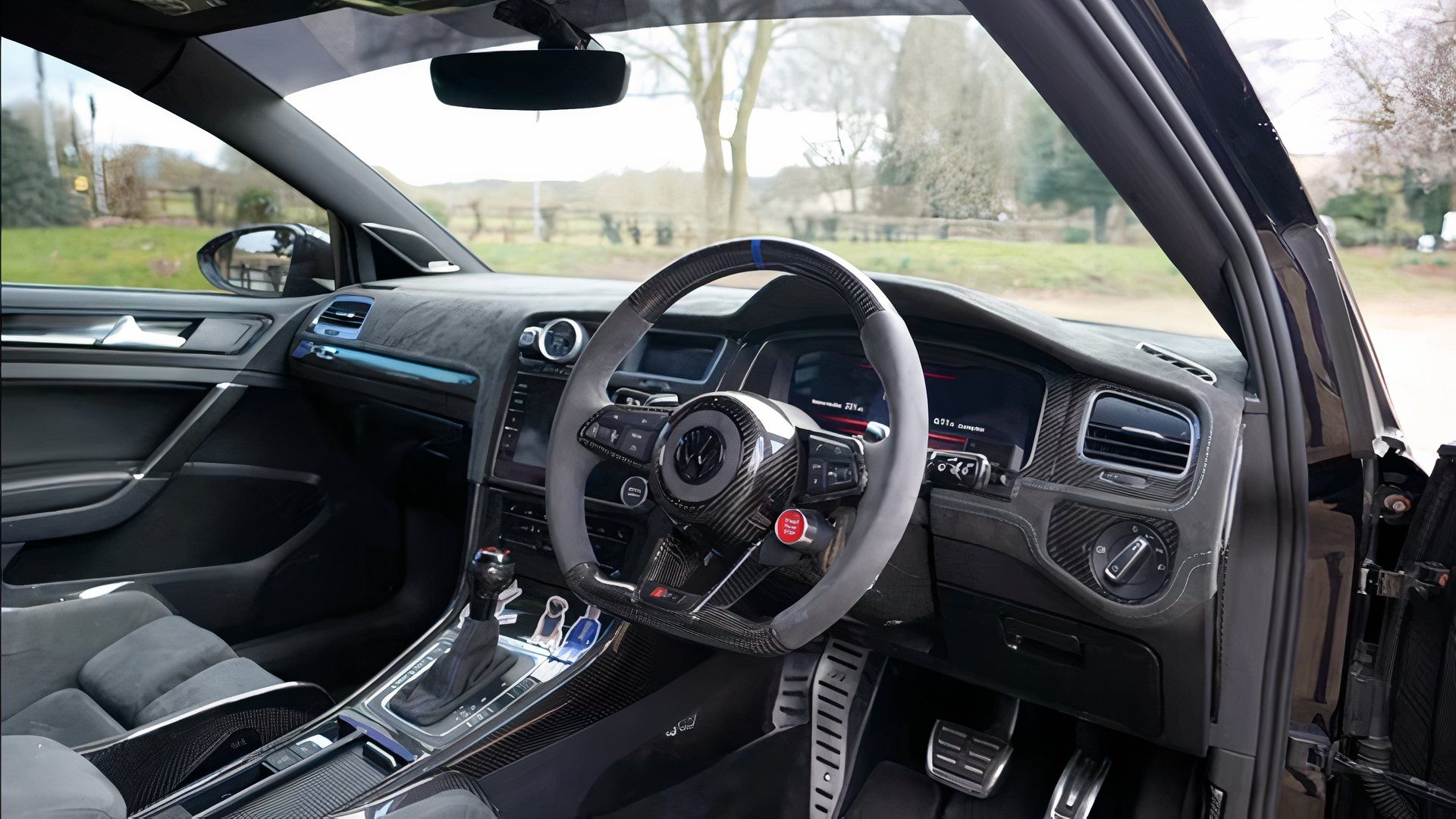 This Insane Golf R Build Hits 1,088 HP—And Still Gets Groceries