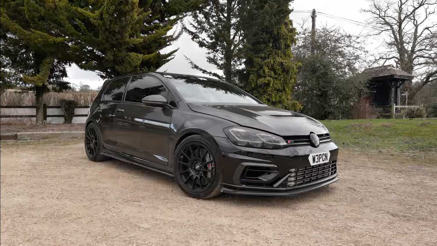 Steezy Golf R This Insane Golf R Build Hits 1,088 HP—And Still Gets Groceries