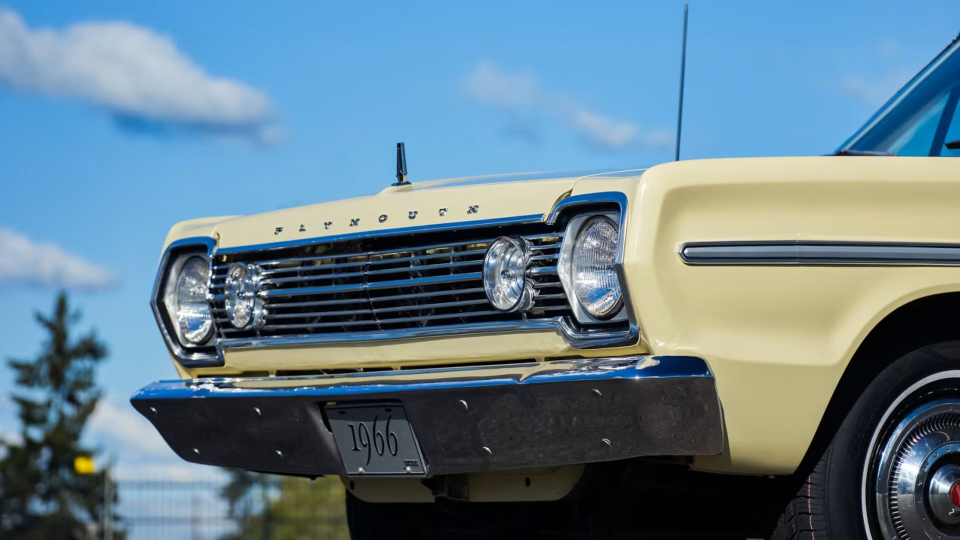 10 Legendary '60s Muscle Cars That Took NASCAR To The Streets