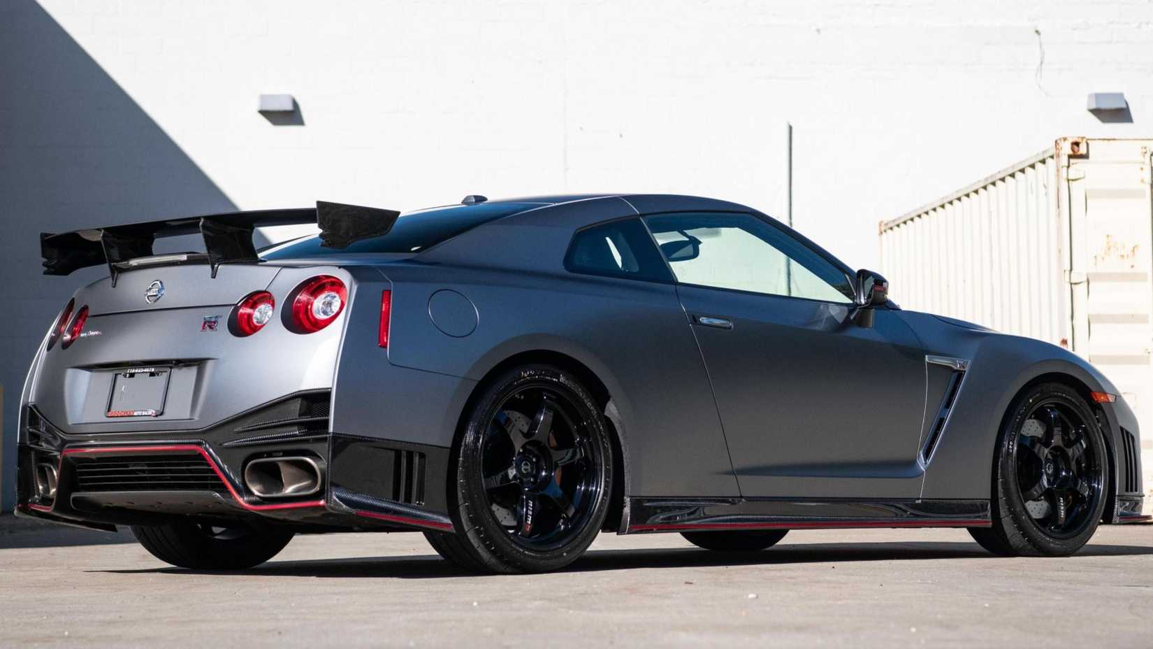 GTR side rear