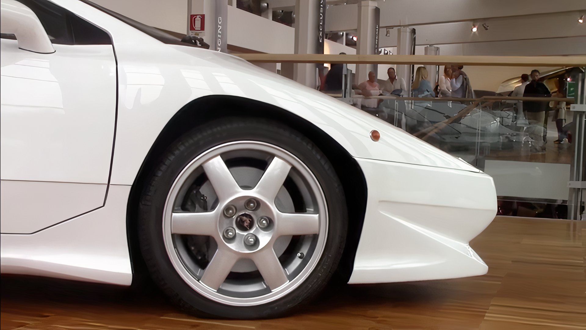 Lamborghini Built The World's First V10 Supercar... But Never Sold It