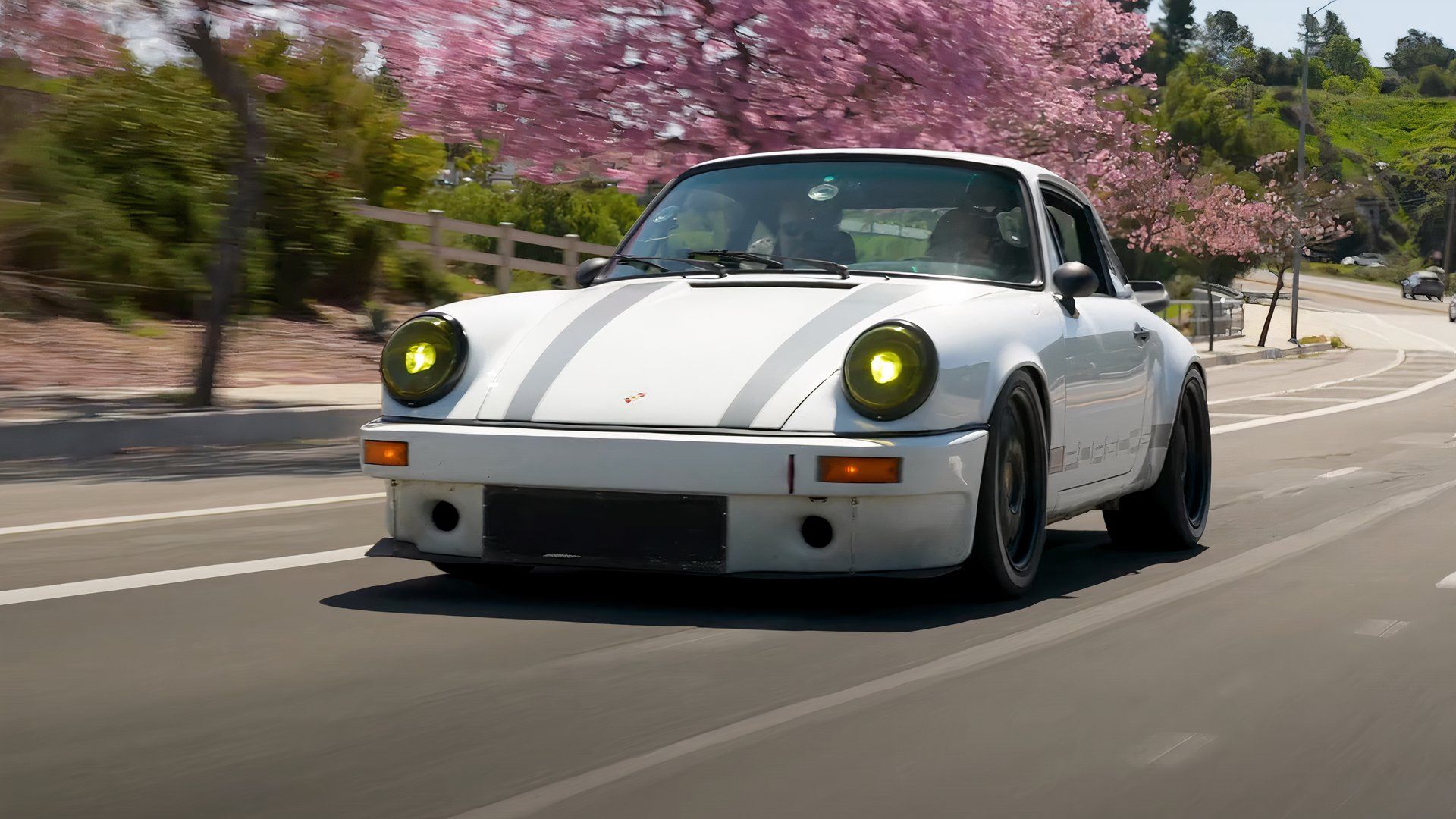 1982 Porsche 911 SC Build Carves Canyons And Shoots Flames