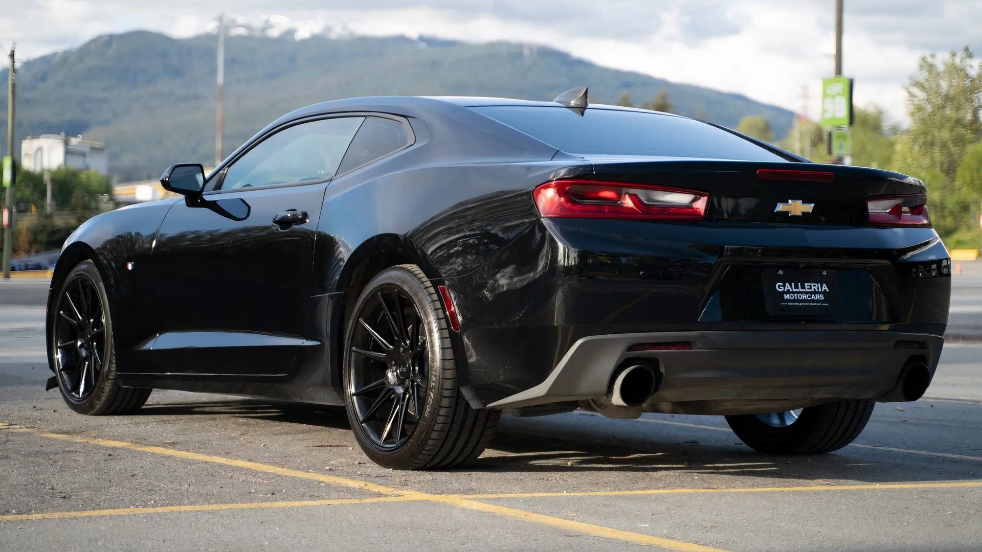 10 Bulletproof Sports Cars That Are Insanely Cheap To Fix