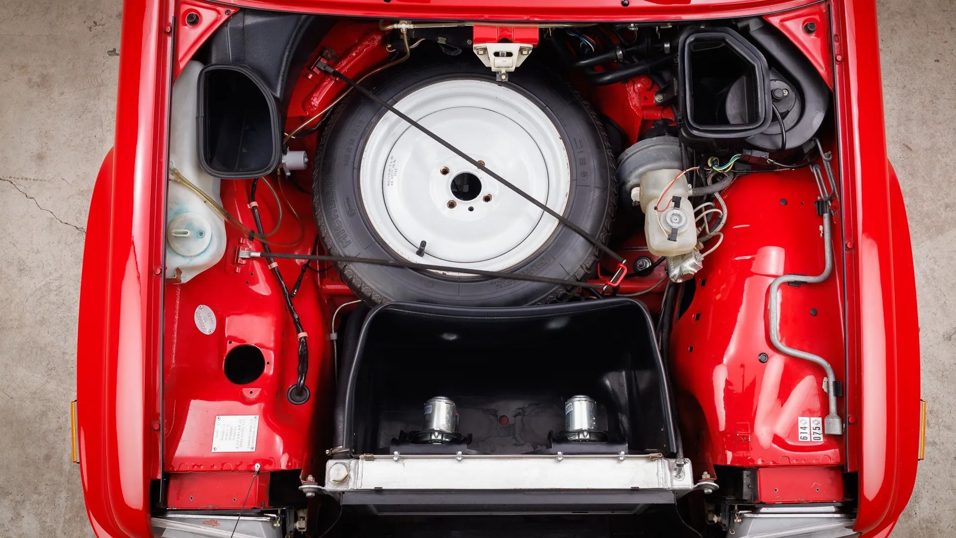This Renault R5 Turbo 2 Is A Mid-Engined Turbo Menace