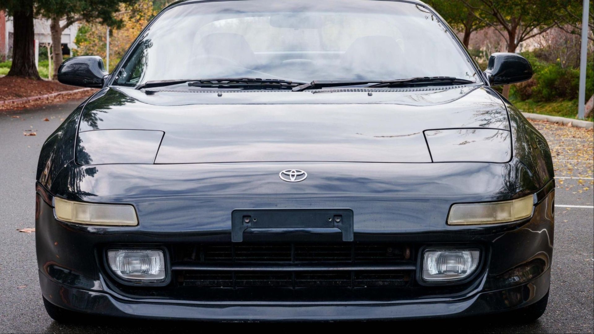 Toyota's Most Overengineered Car In The 90s Looked Like A Jellybean