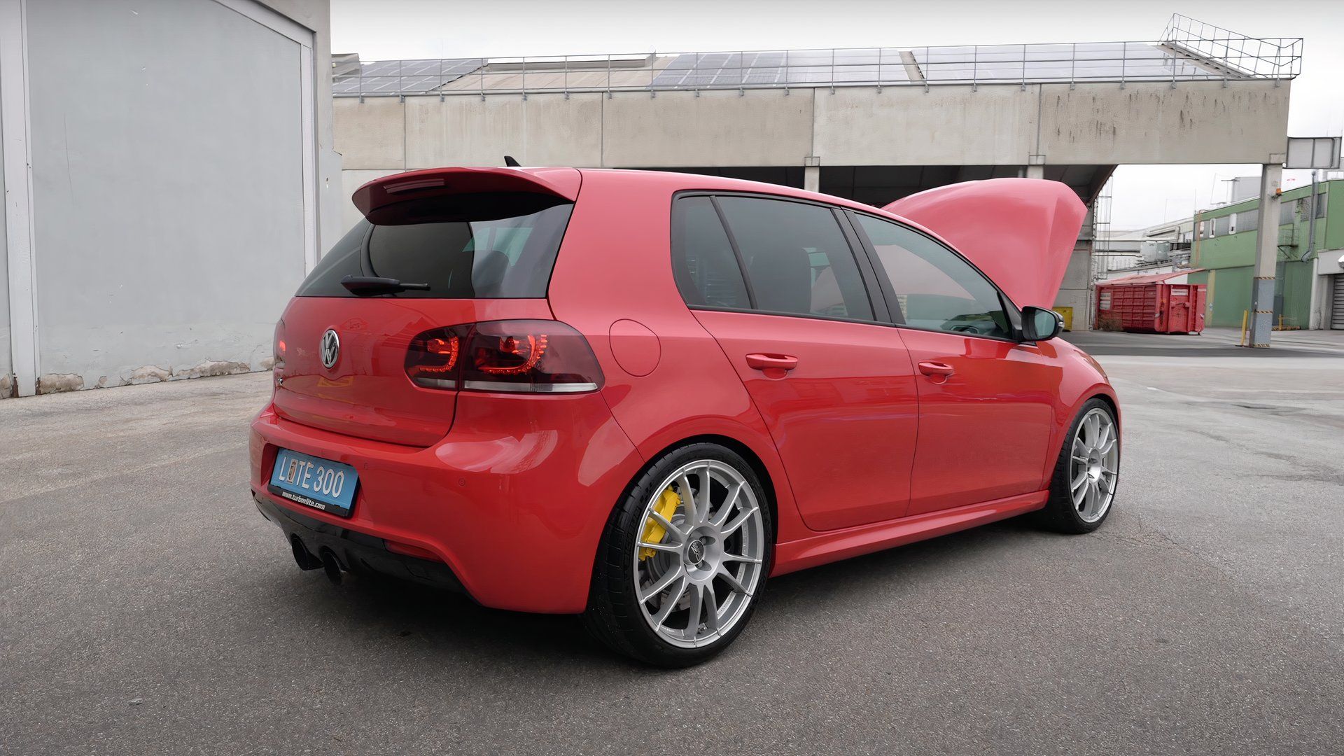 R32-Swapped Mk6 Golf R Accelerates So Fast It's Scary