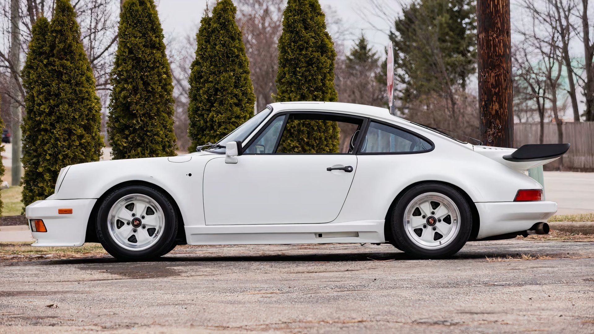 The Contraband Porsche 930 That Flew Over Customs With A Killer
