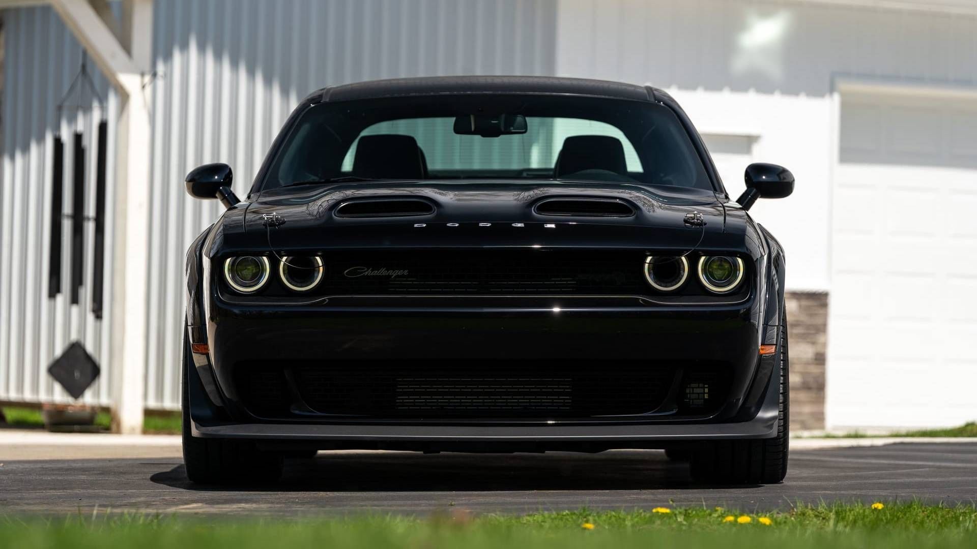 10 Bulletproof Sports Cars That Are Insanely Cheap To Fix