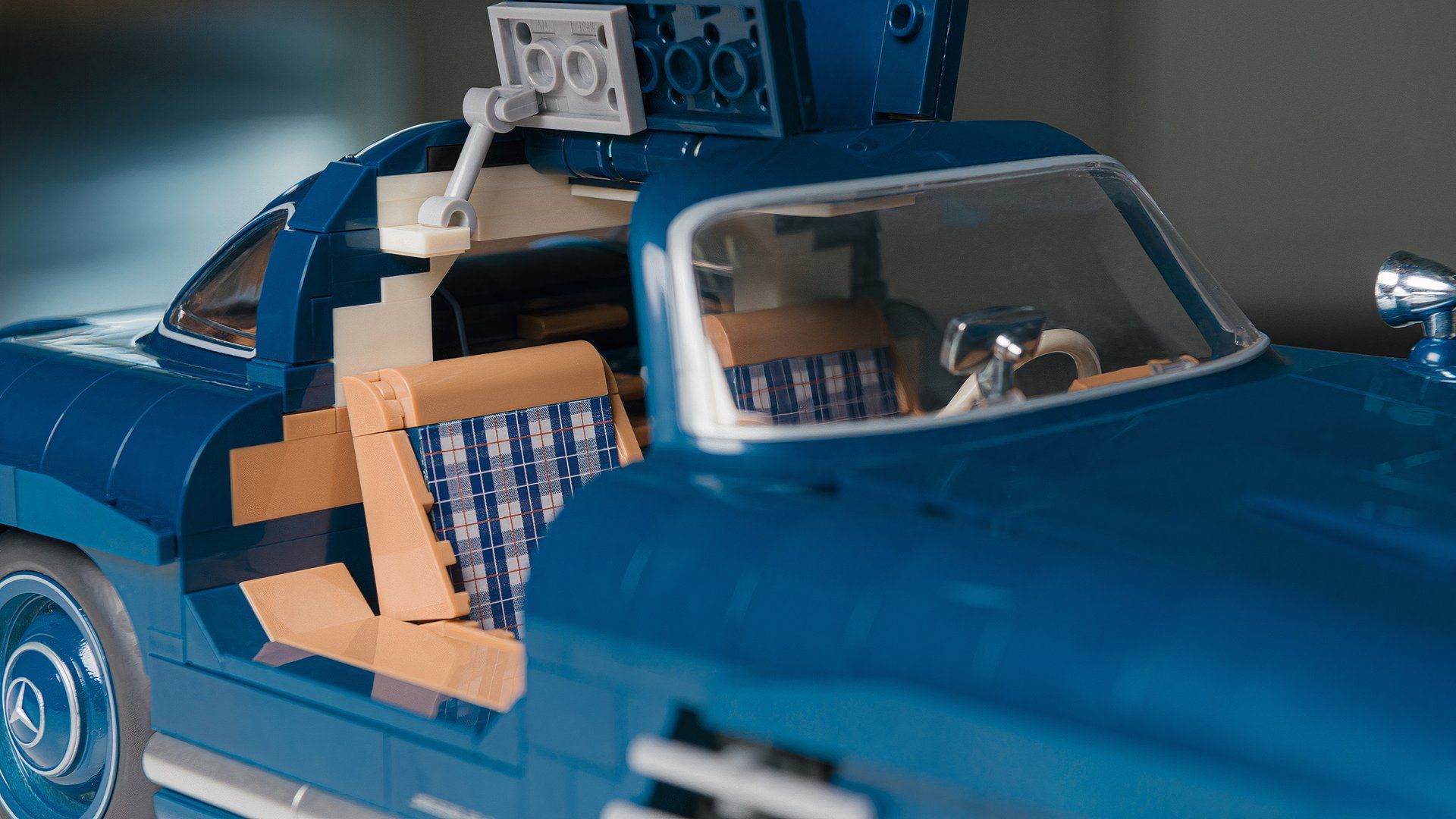 Build A Mercedes 300SL Gullwing With Mattel Brick Shop Hot Wheels