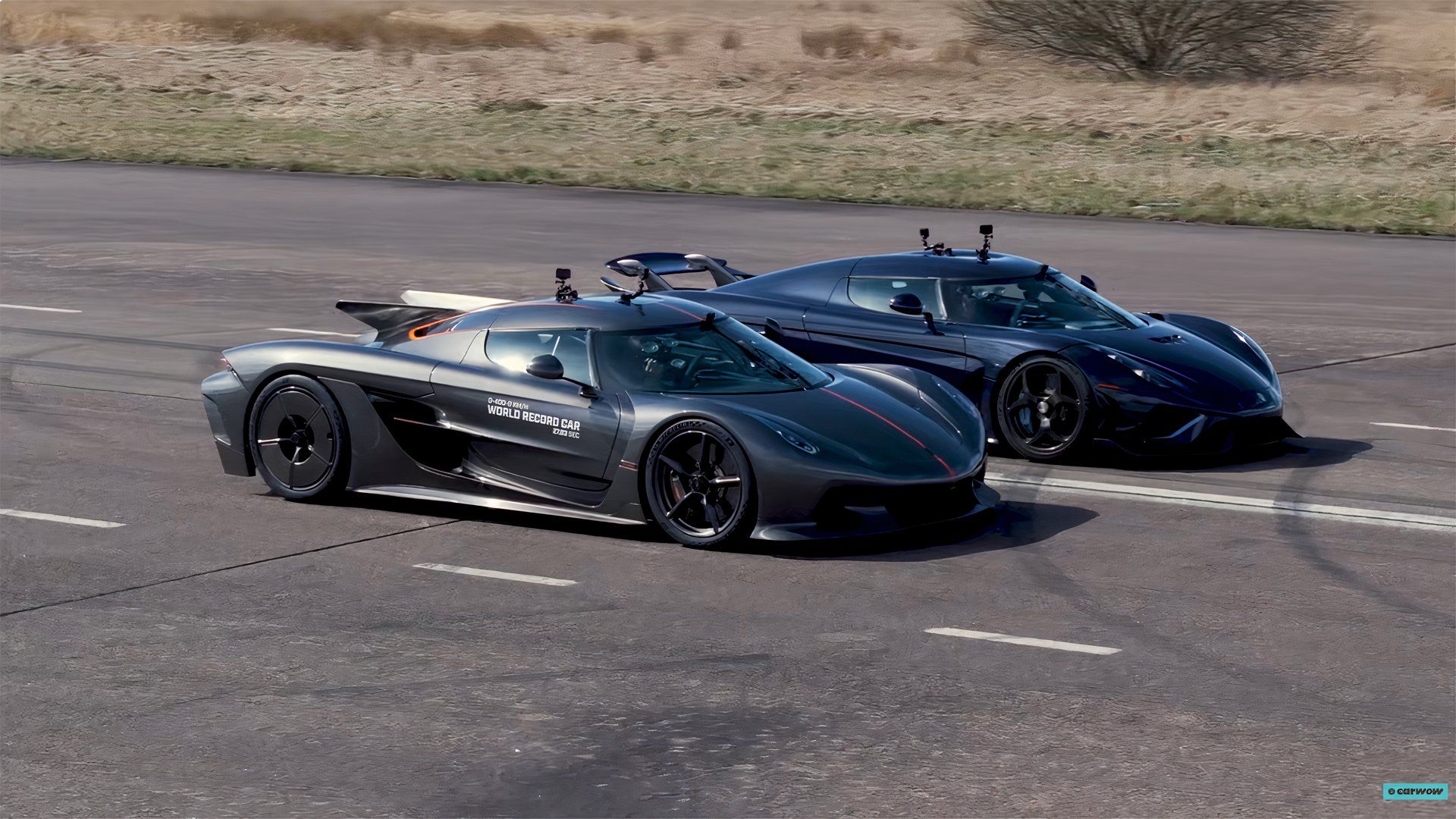 Koenigsegg Jesko Absolut vs Regera Drag Race – Hypercar Speed Battle