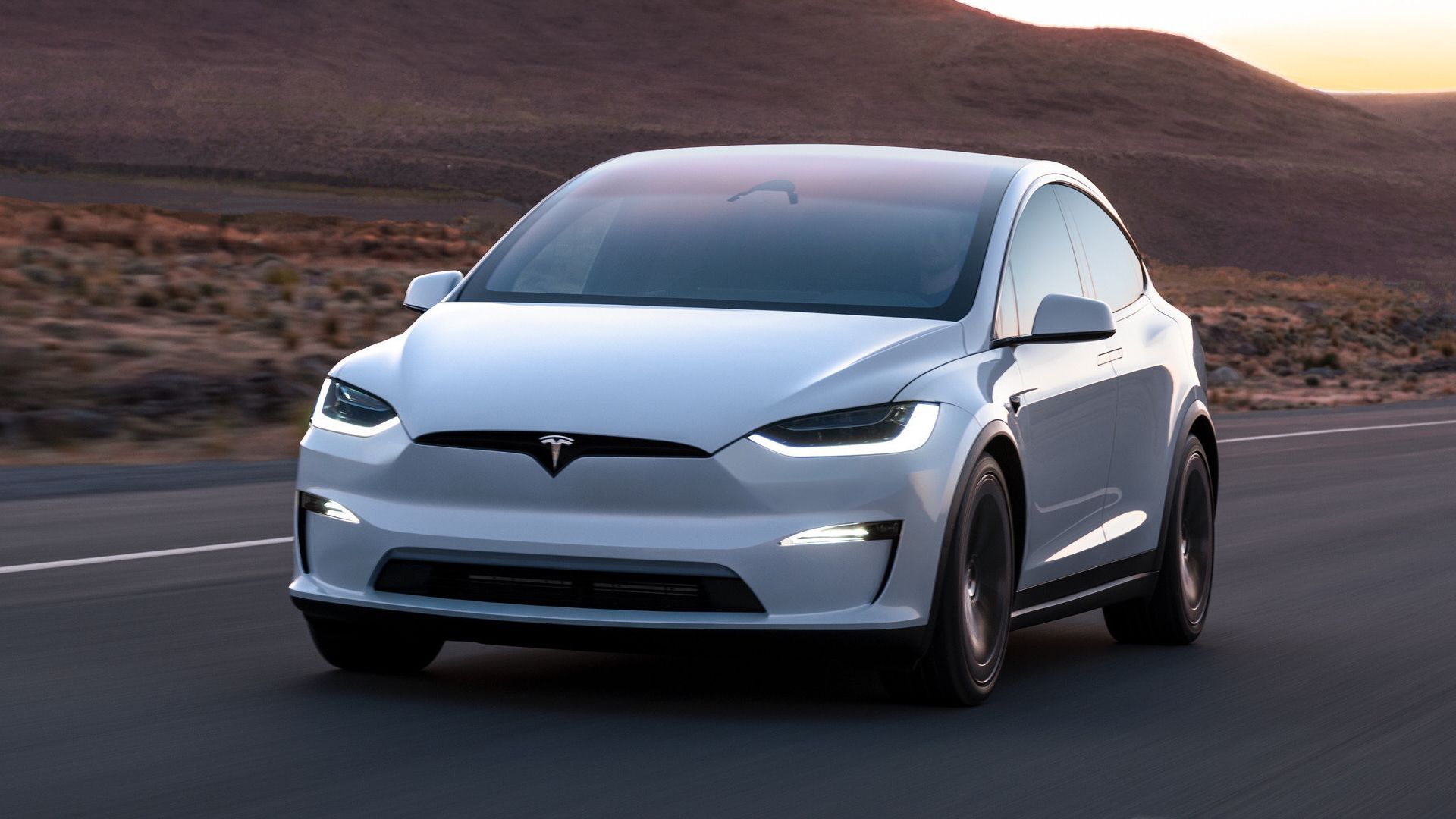 Fastest Tesla Cars Ranked By Top Speed, 0-60, And More...