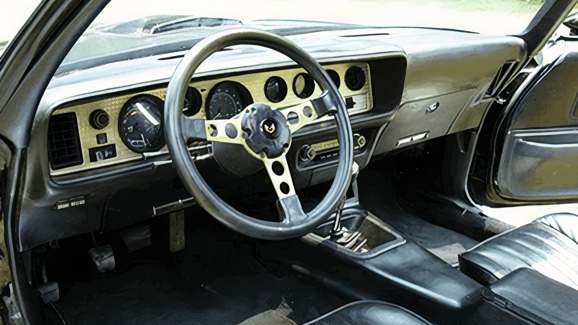 This Pontiac Firebird Screamed Across America In A Cloud Of Dust