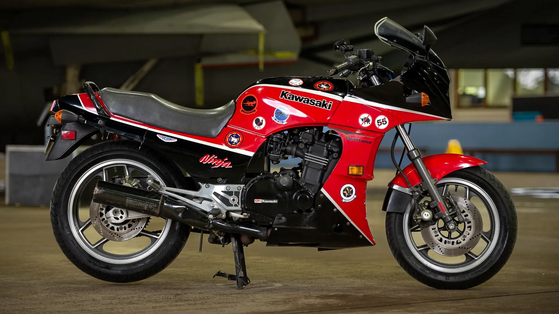 Tom Cruise Cemented This Legendary Motorcycle In Pop Culture