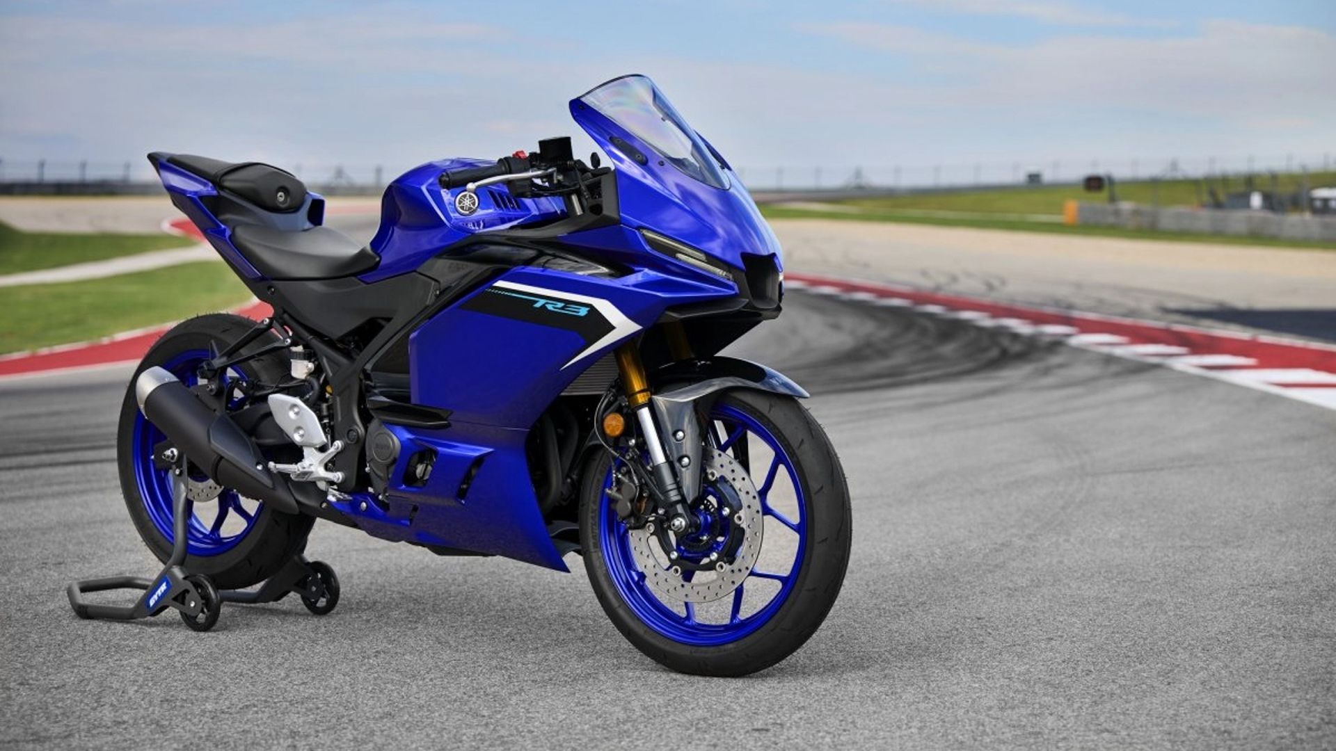 10 Best Cheap Sport Bikes with Big Power and Surprising Performance In 2025