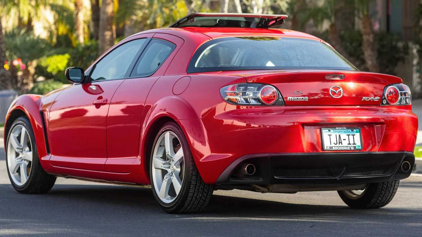 The Mazda RX-8 Is A Rotary-Powered Bargain Sports Car
