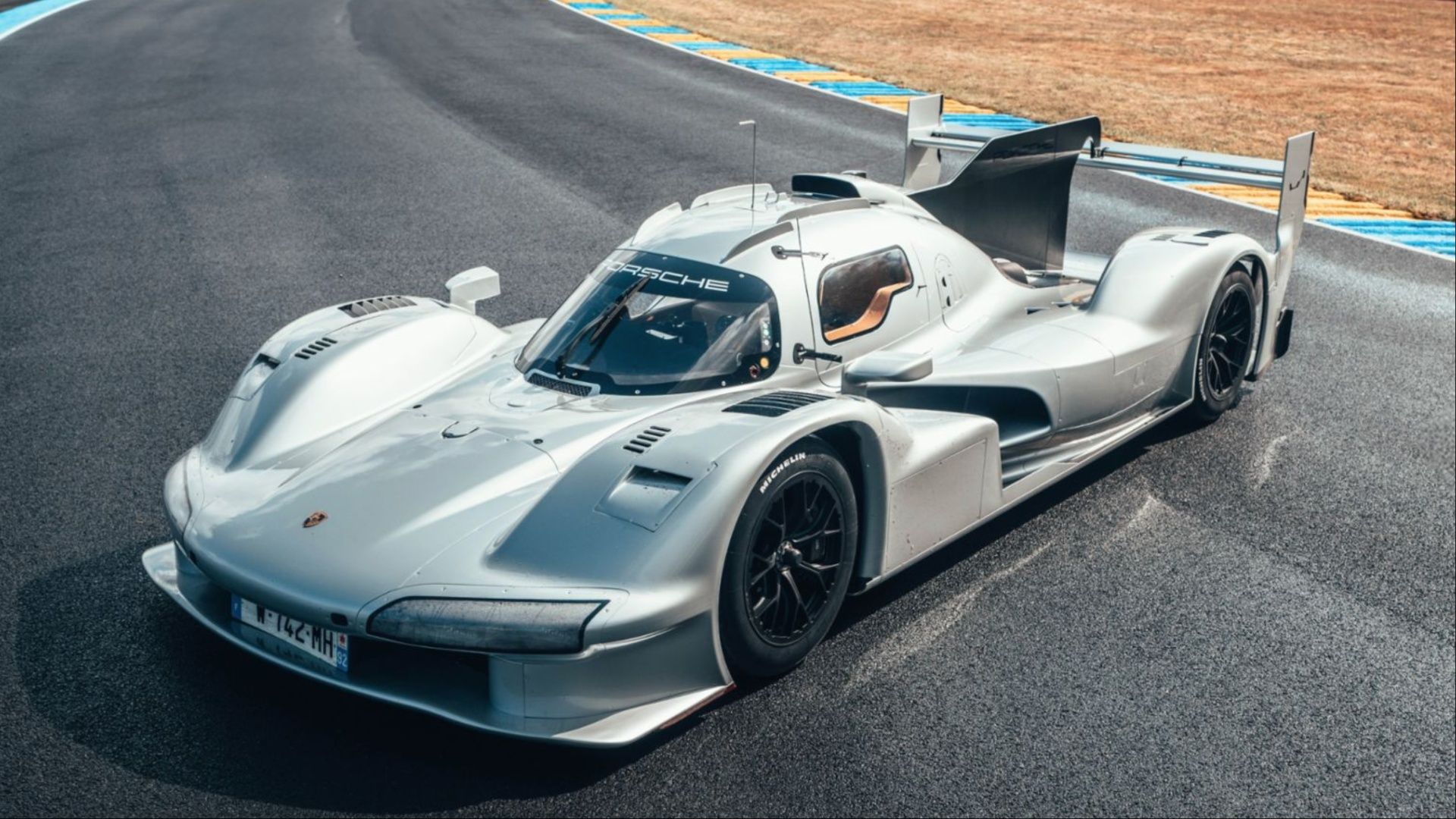 レペ Porsche 963 RSP Is A Street-Legal Tribute To The Legendary 917 Racecar