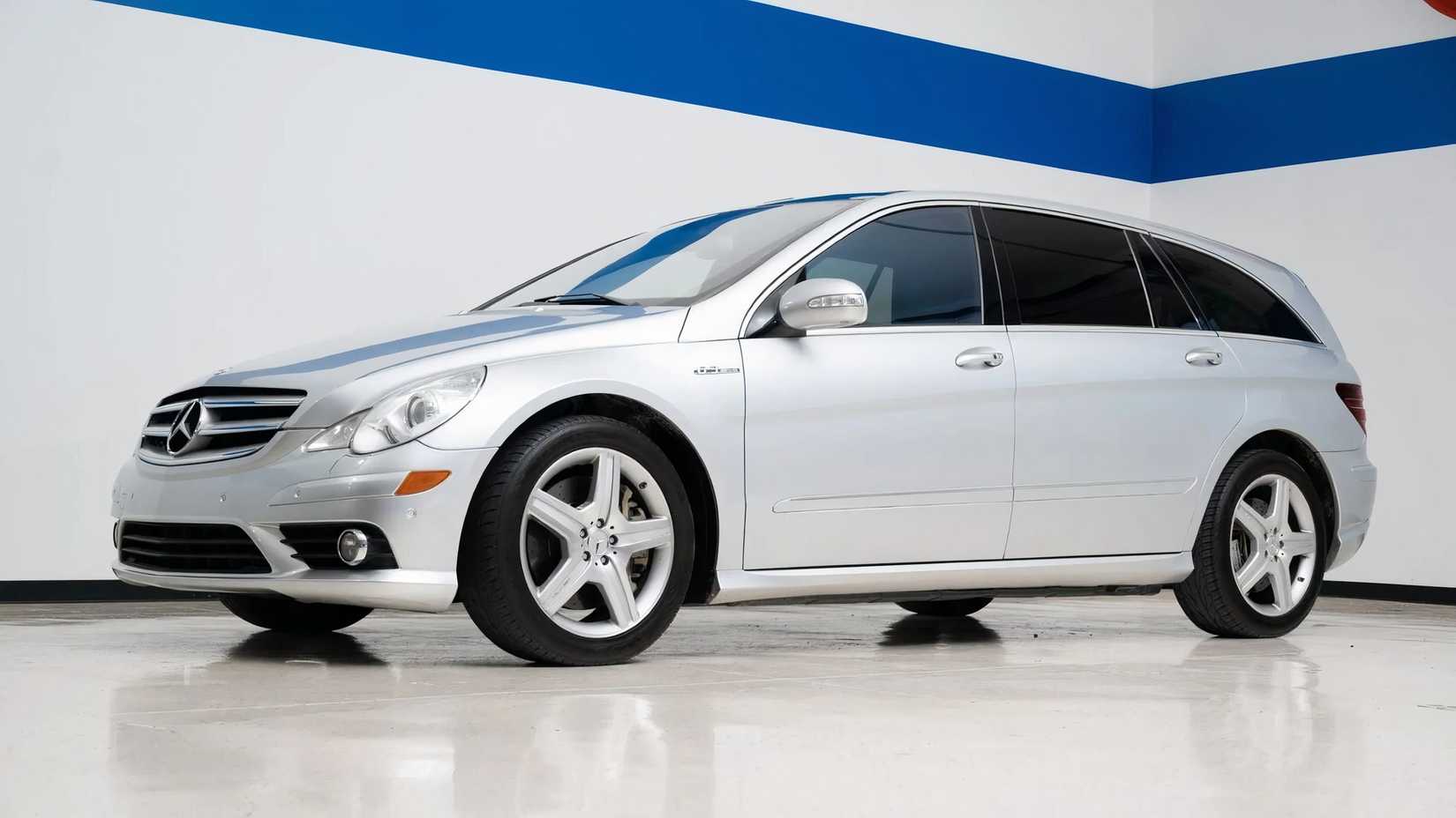 Mercedes Built The Craziest 500-HP Sleeper Minivan