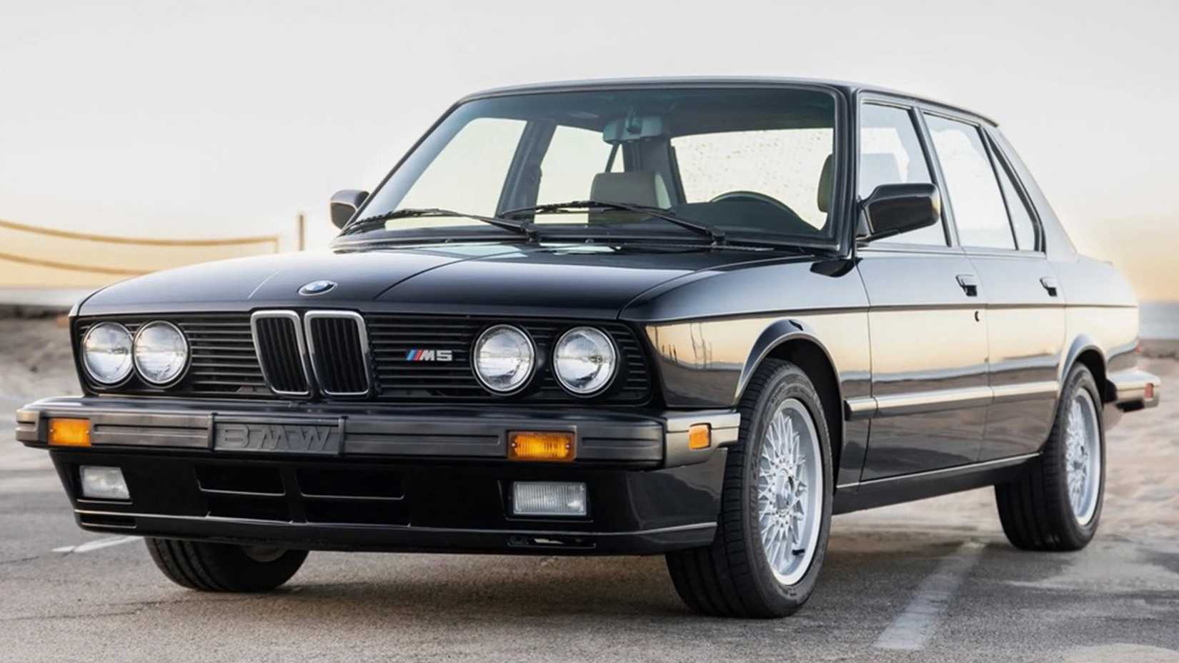 BMW Built The World's First Luxury Sports Sedan