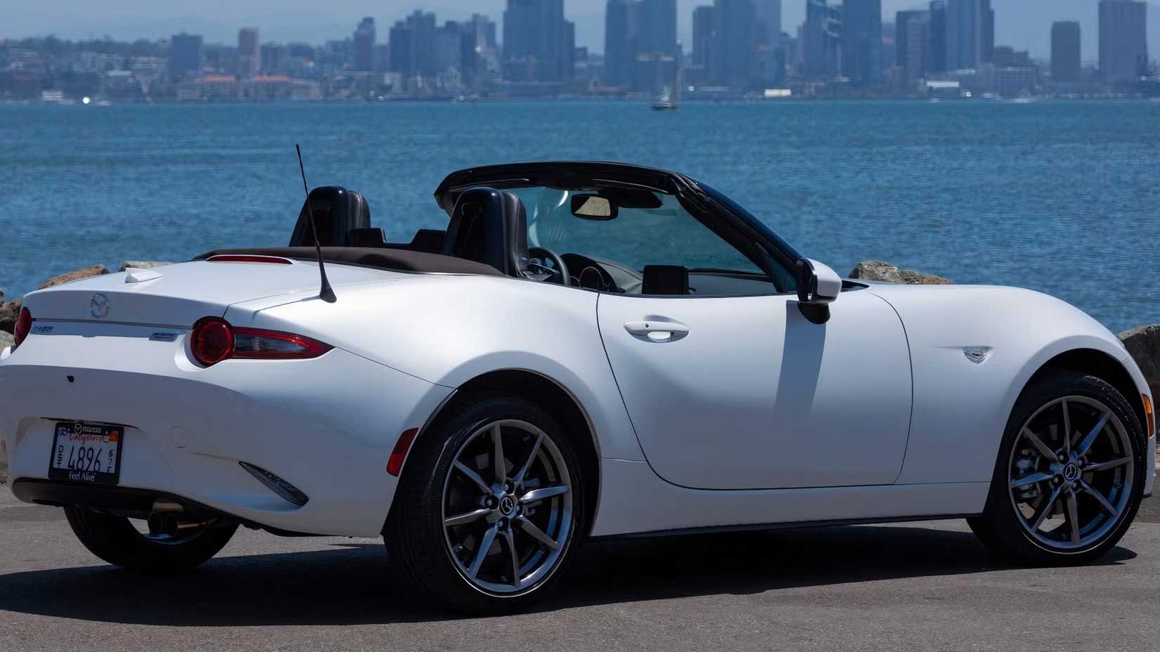 10 Best Daily Driver RWD Sports Cars In 2025
