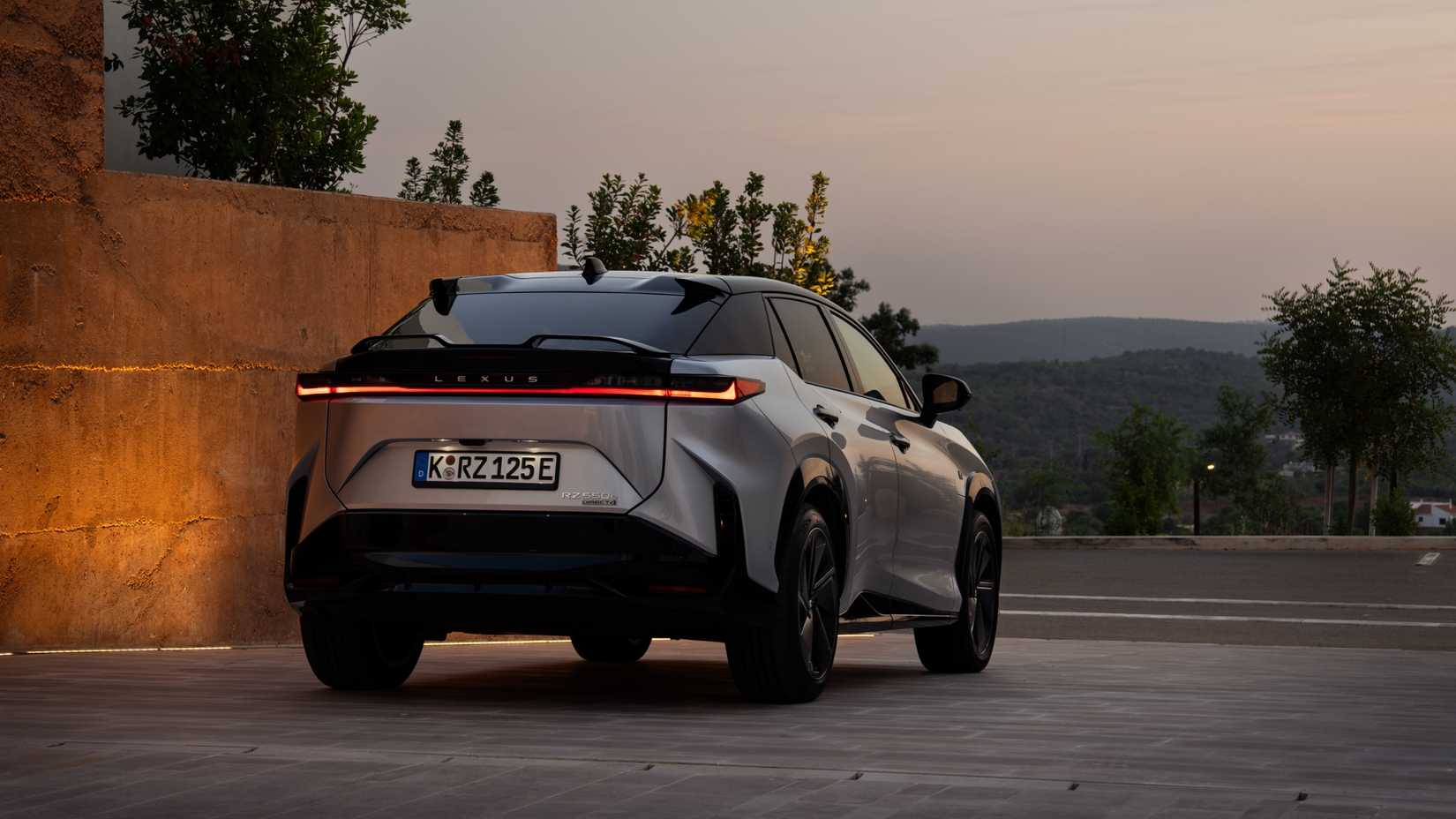 Lexus Rz 550 2026 Lexus RZ 550e F Sport First Drive Review