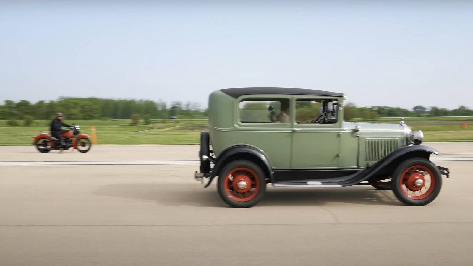 This Is What Drag Racing Looked Like In The 1930s