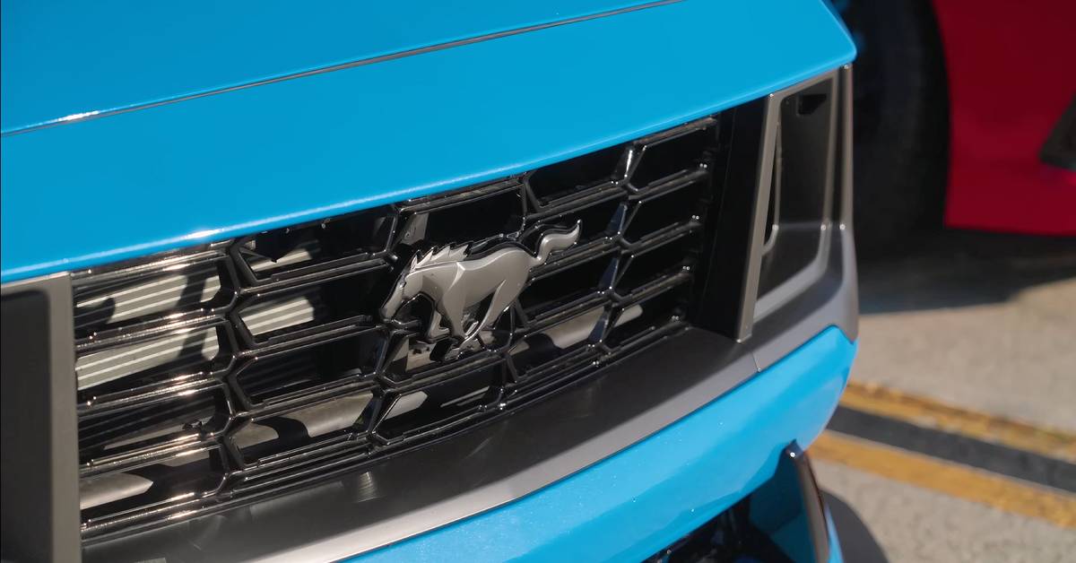 Maist Stingray Ford Porseche Mustang 4台 The 500-HP Mustang That Changed American Muscle