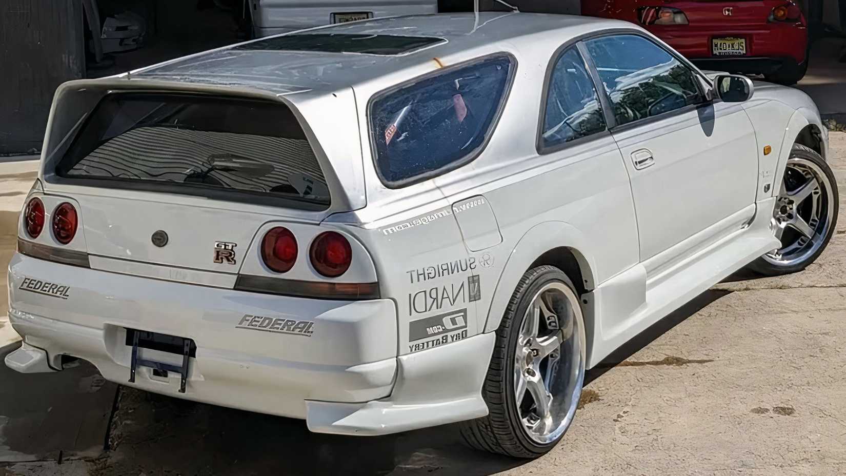 1,000 HP Skyline GT-R Shooting Brake Built For Option Magazine