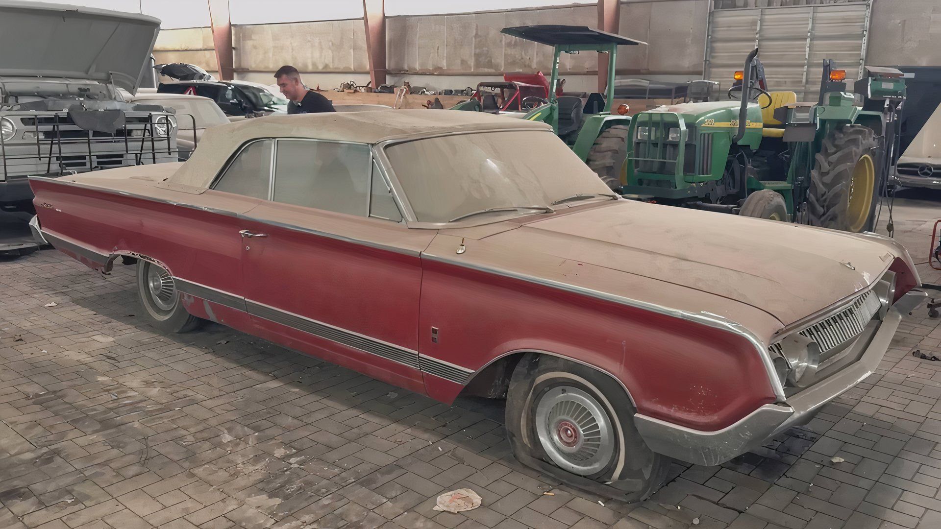 Watch These Detailers Transform This Forgotten Classicq Mercury