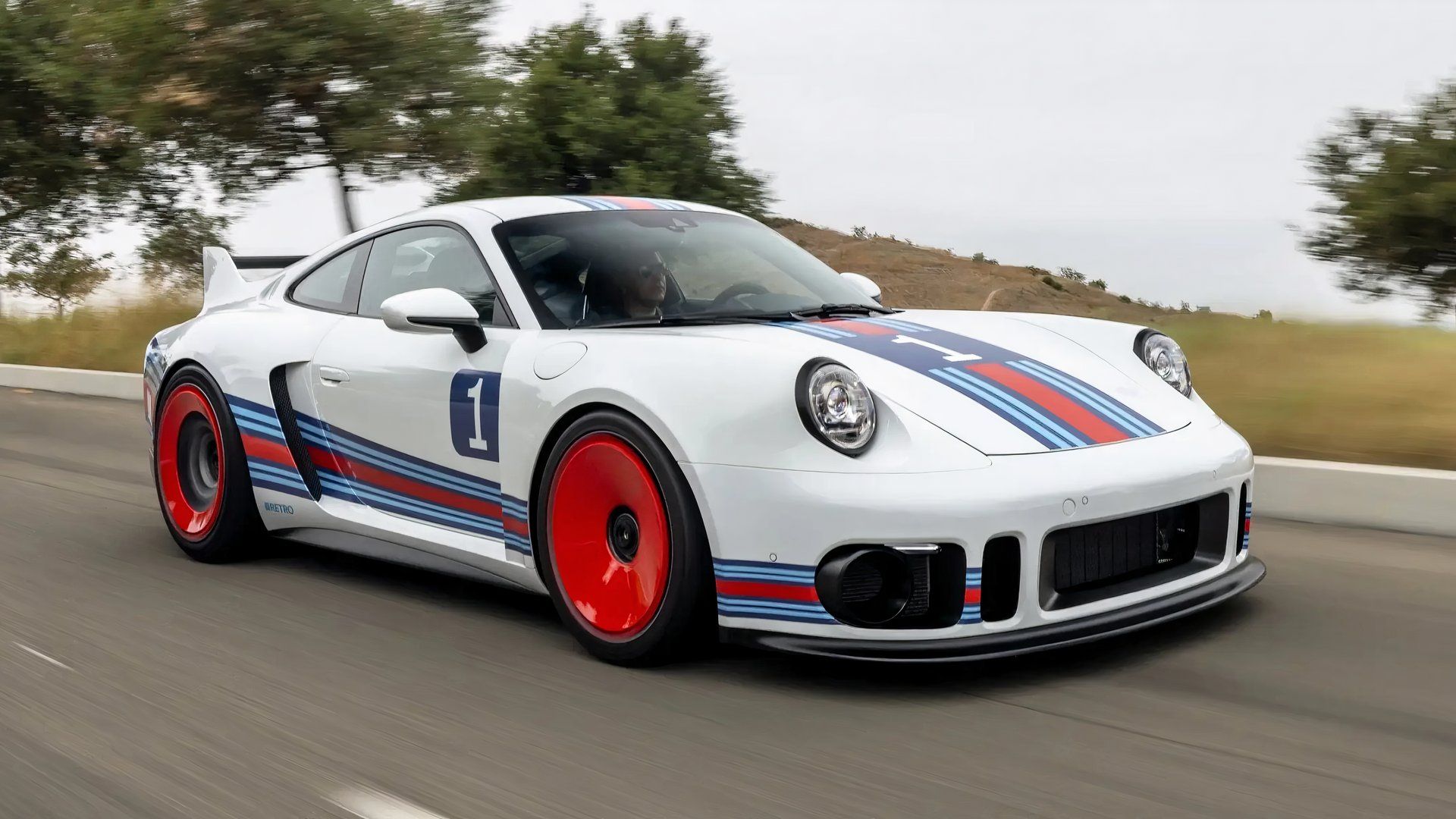 Rezvani RR1 Debuts Porsche 992 Dressed To Look Like A 935