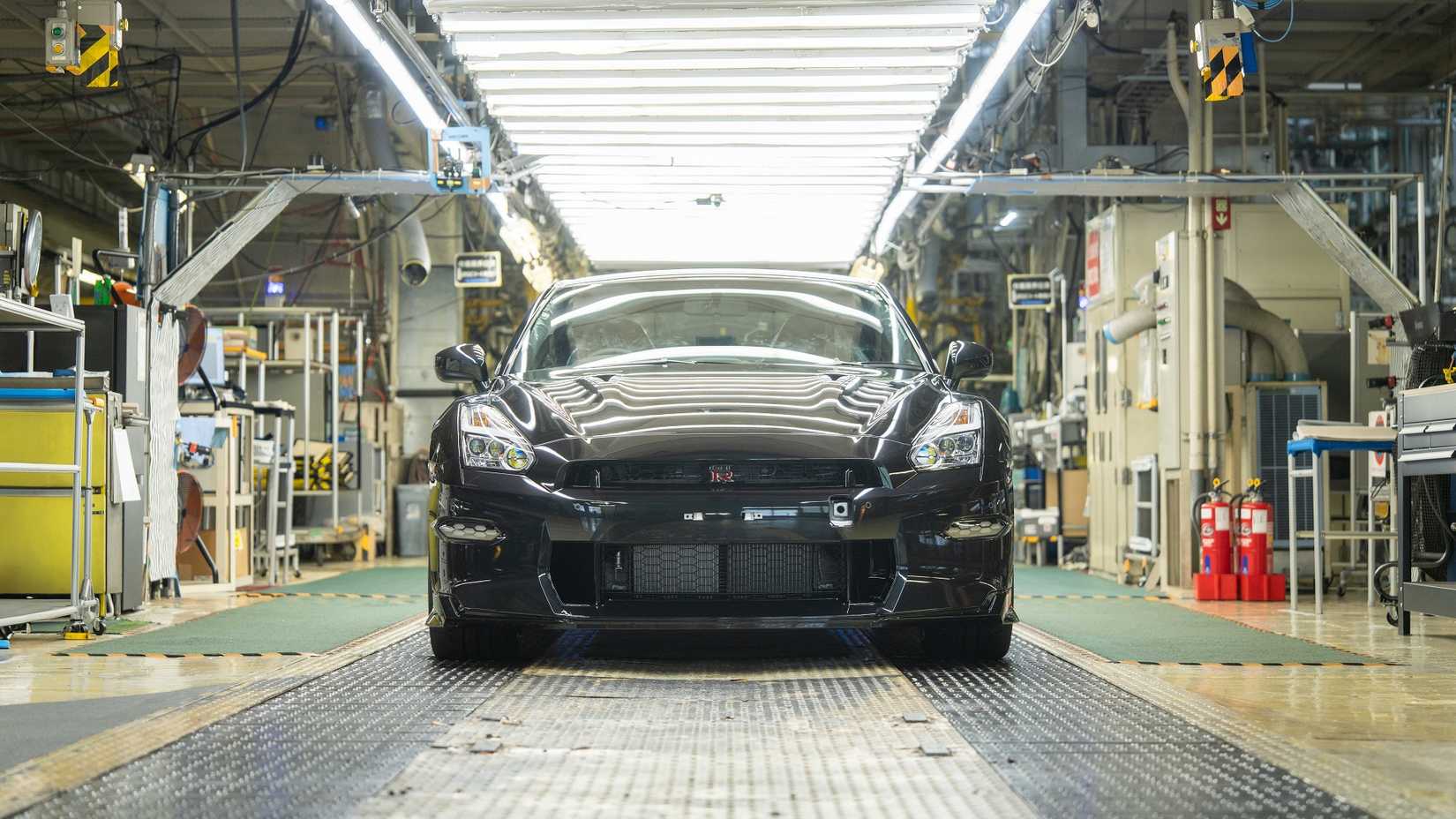 Nissan Officially Ends GT-R R35 Production, But We Have Good News
