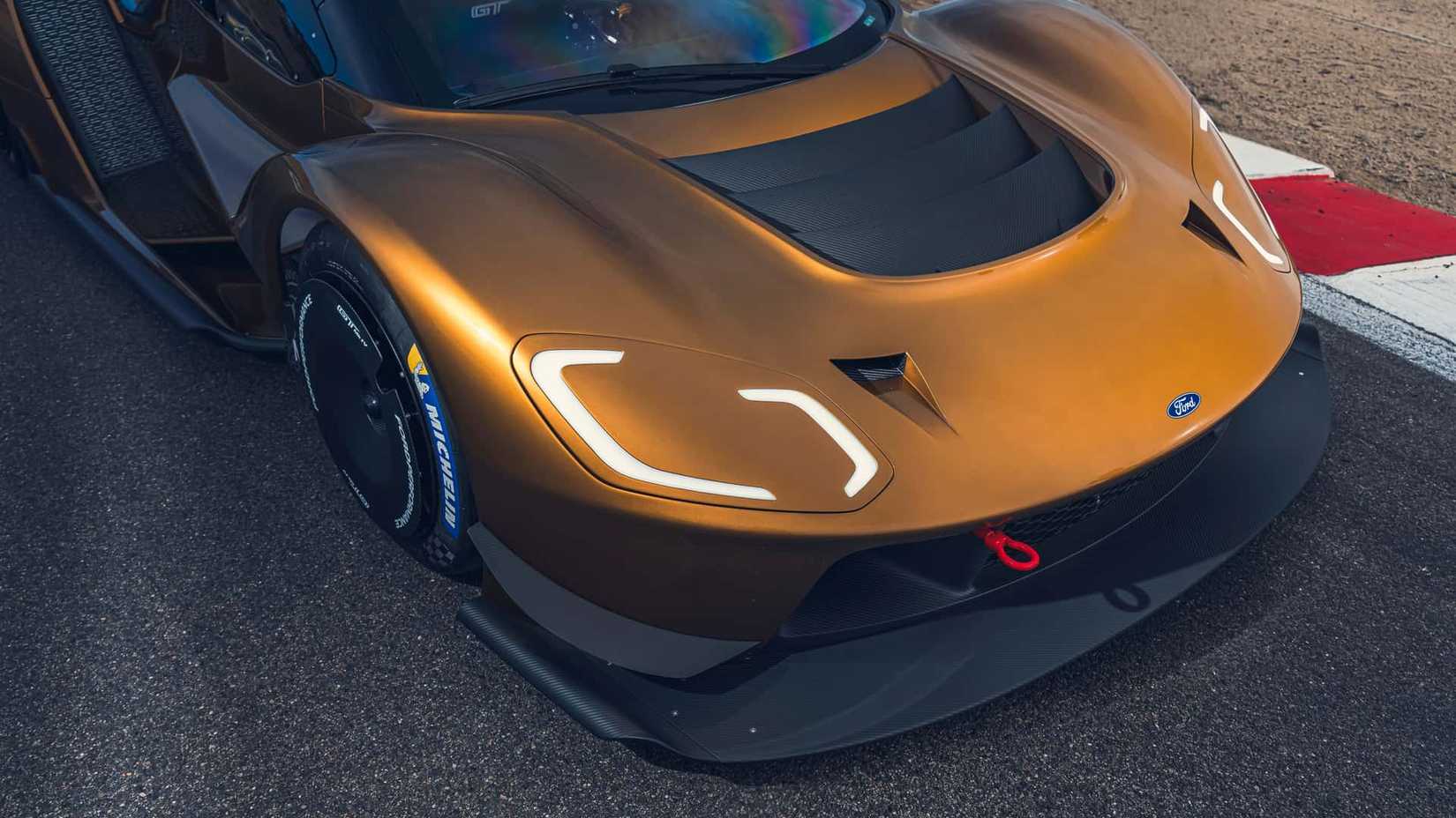 Ford May Combine An Off Road Raptor With GT Supercar DNA