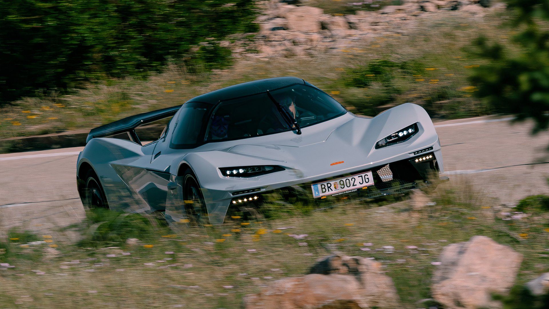 ktm-x-bow-gt-xr-top-image.jpg?