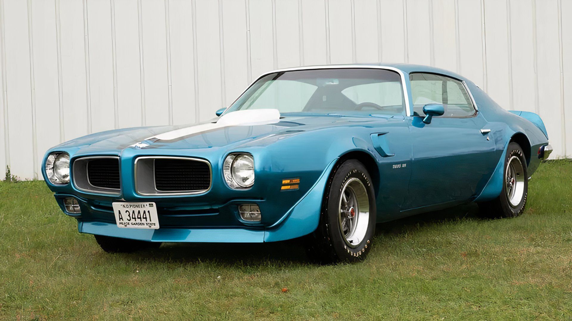 Pontiac Firebird Generations Guide: Engines, Trims, Specs, & Value