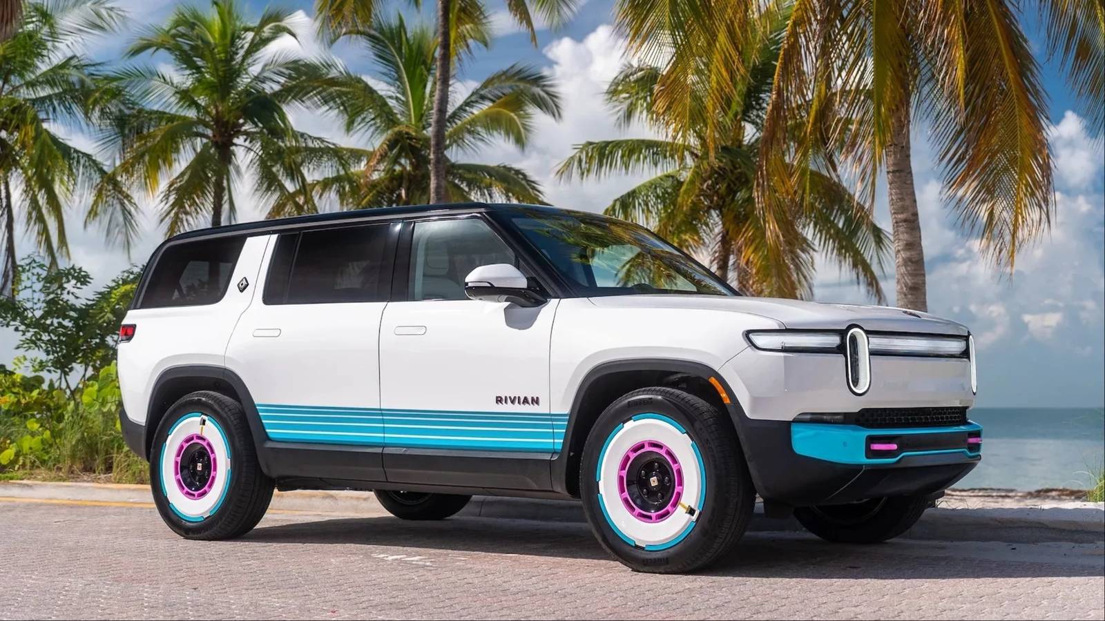 One-Off Rivian R1S Celebrates Miami With 850 HP And 90s Vibes