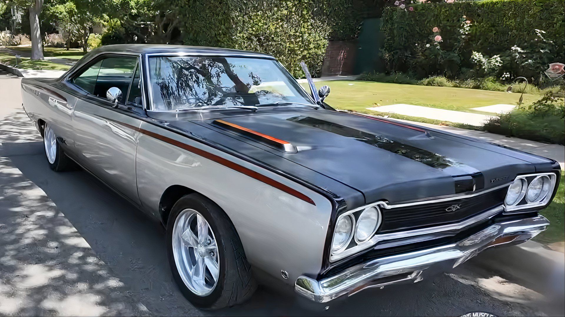ゲトモ Restored 1968 Plymouth GTX To Be Auctioned For Gary Sinise Foundation