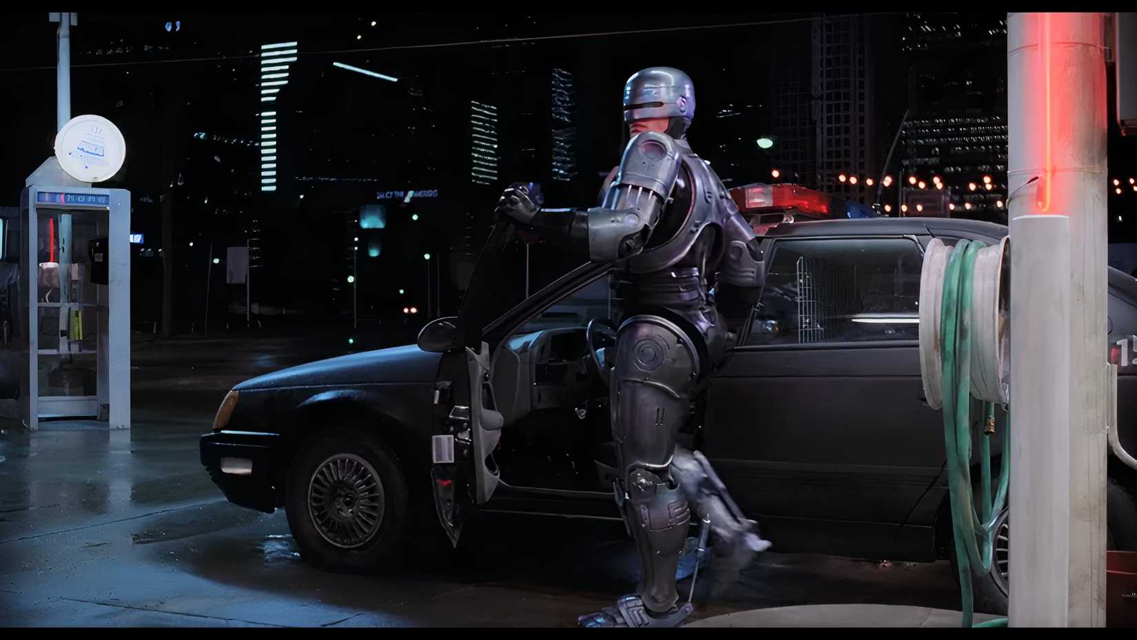Roboco Cop The 10 Coolest On-Screen Cop Cars Ever