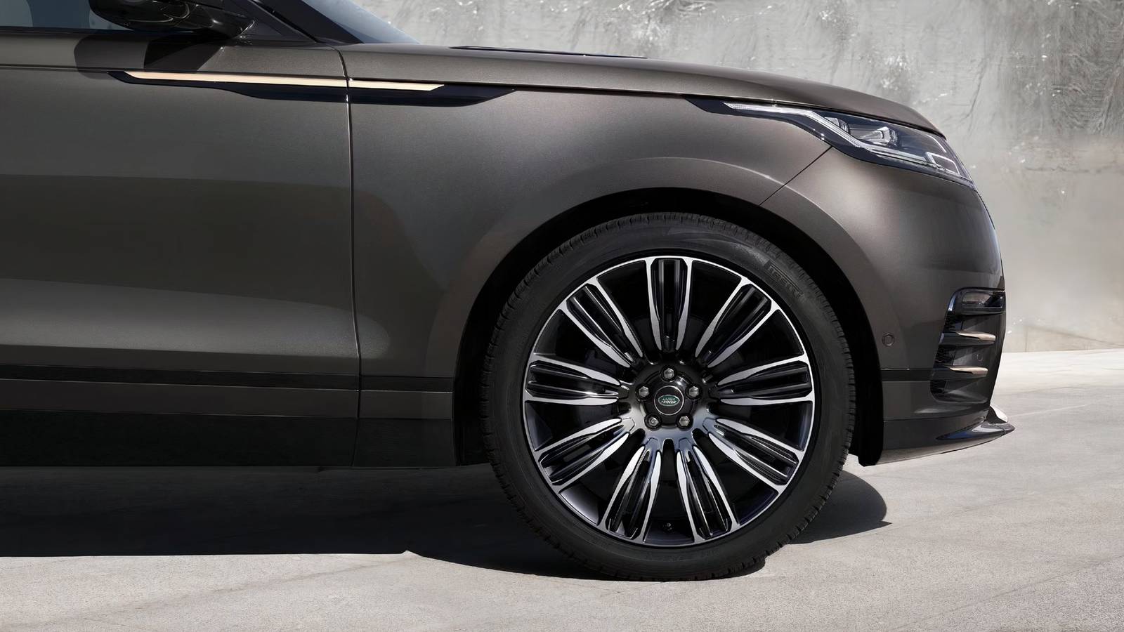 Jaguar Land Rover Suspends Production After Cyber Attack