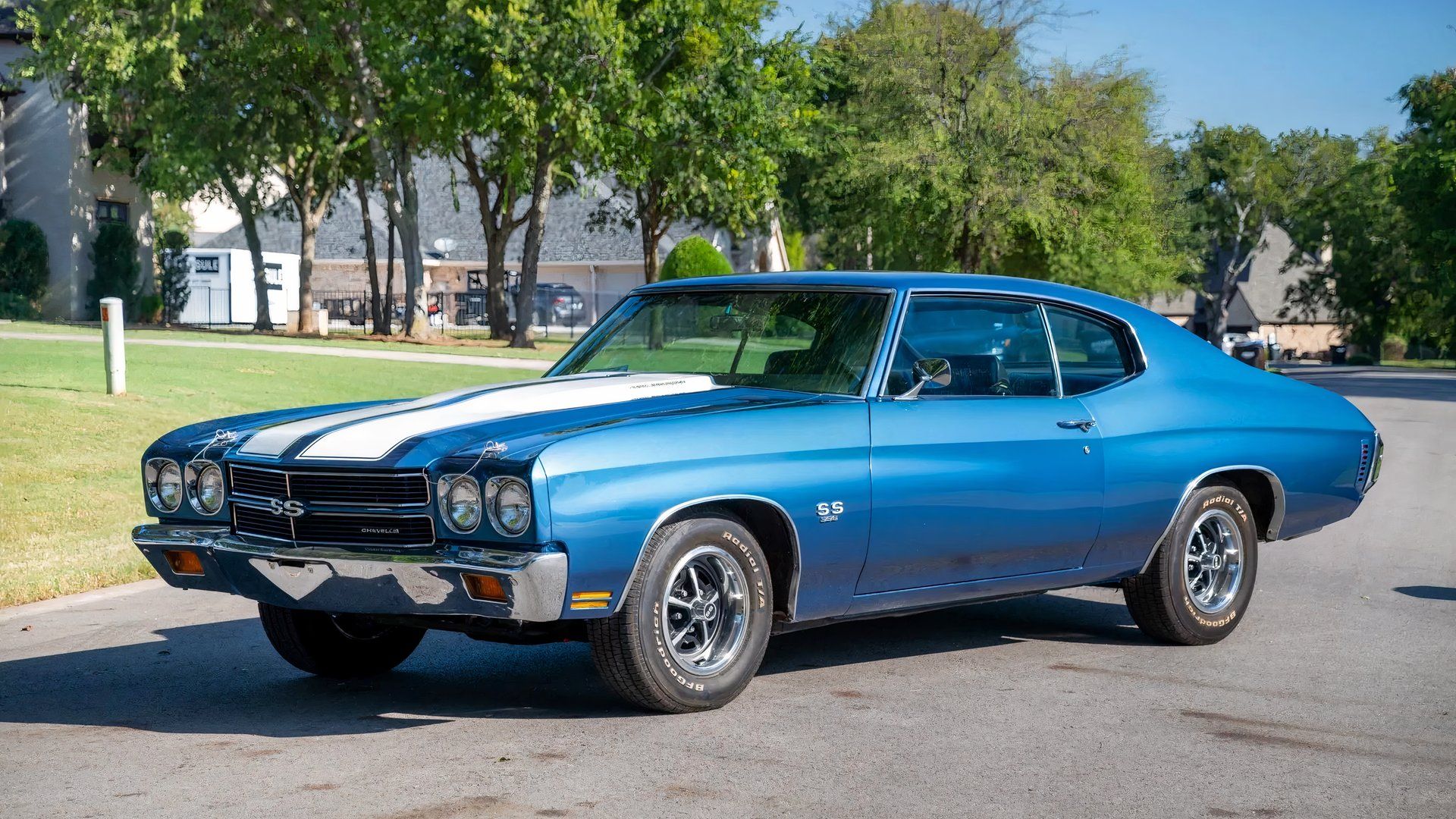 Chevrolet Chevelle Generations Guide: Engines, Trims, Specs, & Value