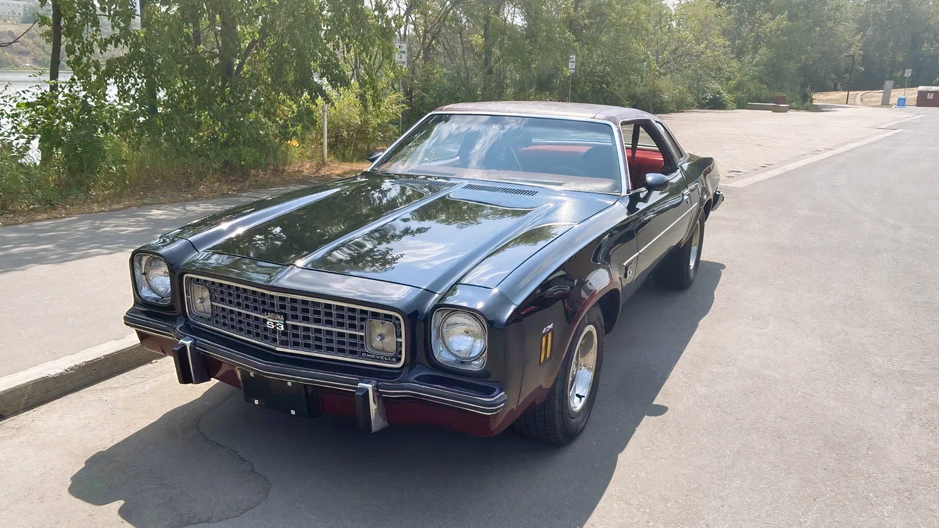 Chevrolet Chevelle Generations Guide: Engines, Trims, Specs, & Value